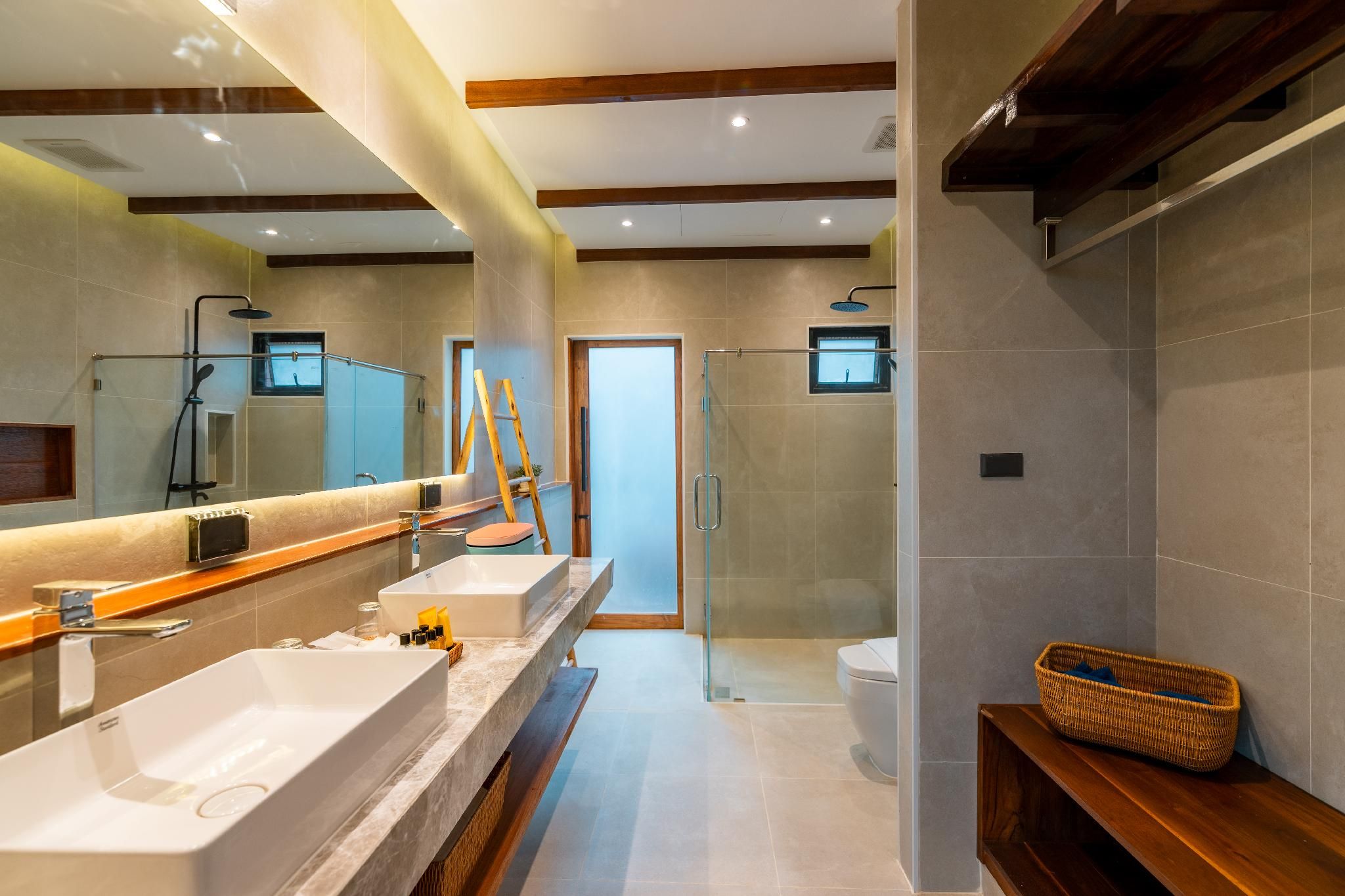  Grand One Bedroom, Forest View Villa with Private Pool 