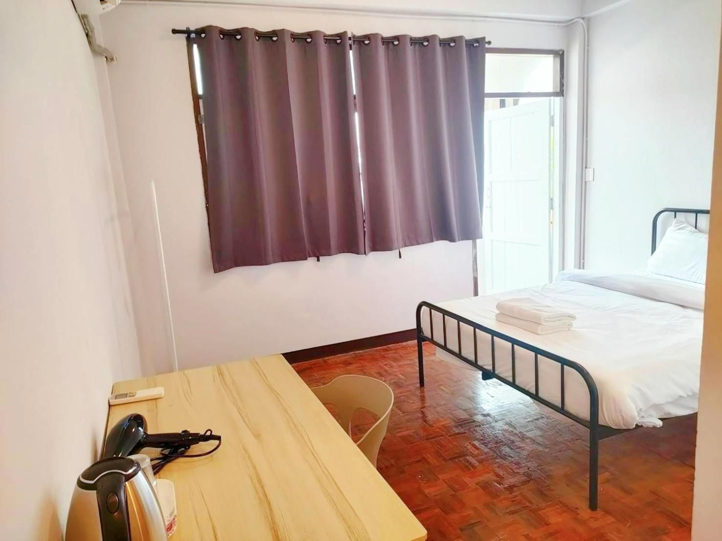 Studio with Balcony