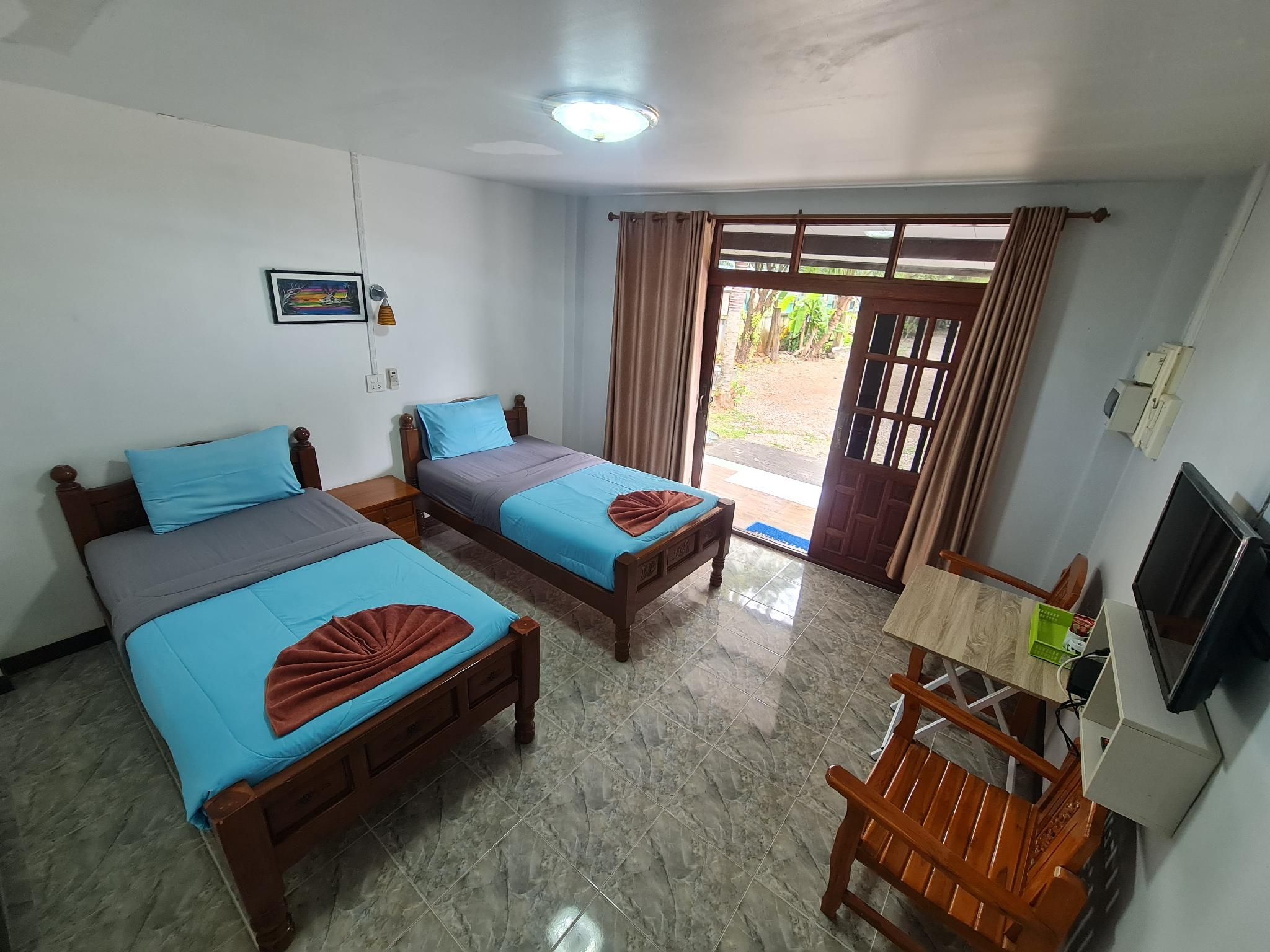  Deluxe Twin Room Type A