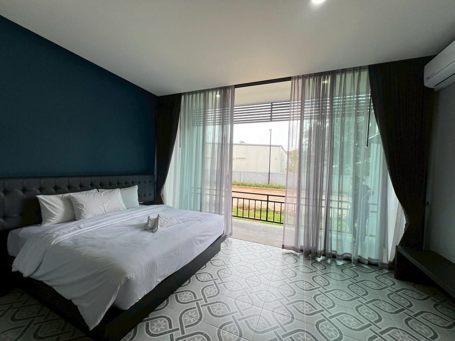 HF Ville Standard, 1 Bed King