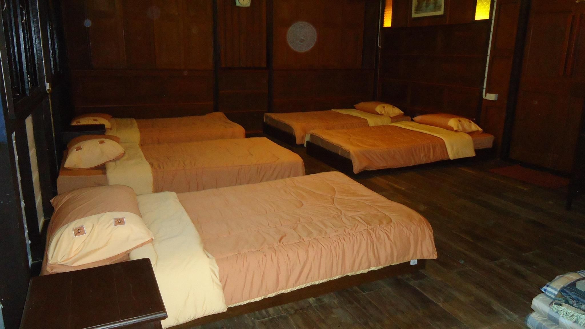 Room for 6 people