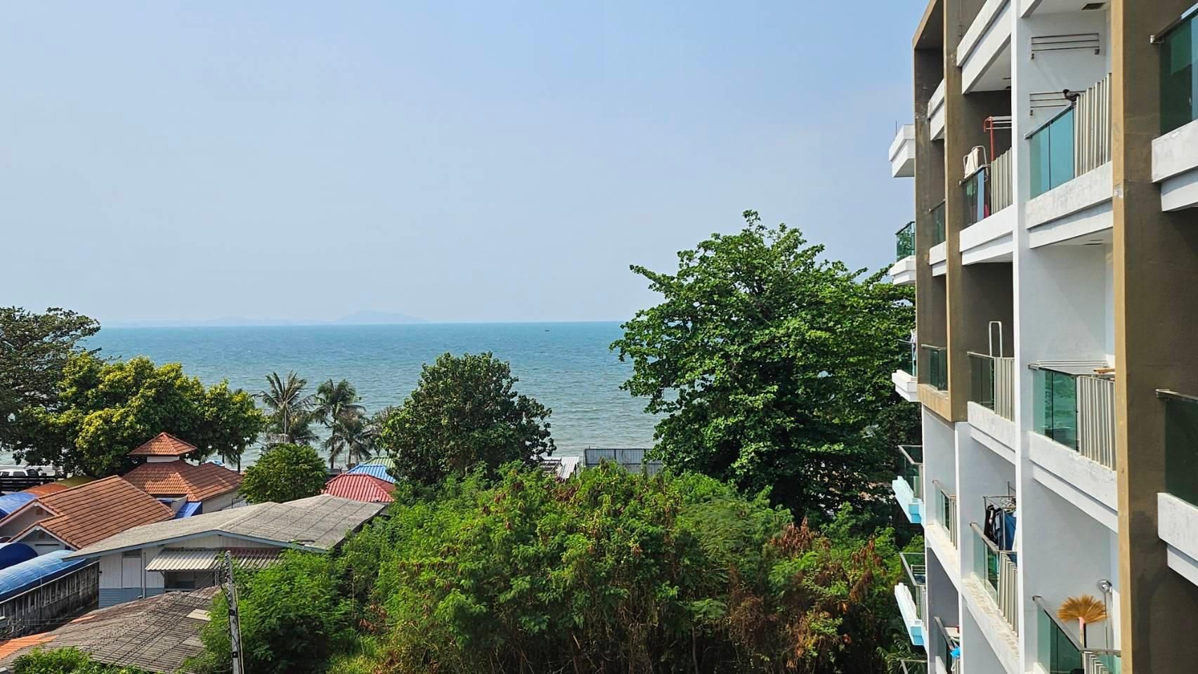 The Blu X Seaviw Bangsaen F5 140