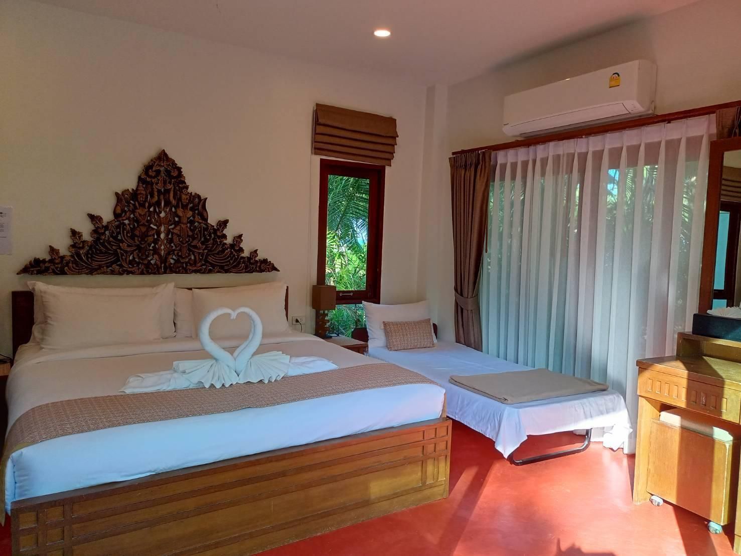 Khanom Sea Beach Pool Villa King Bed