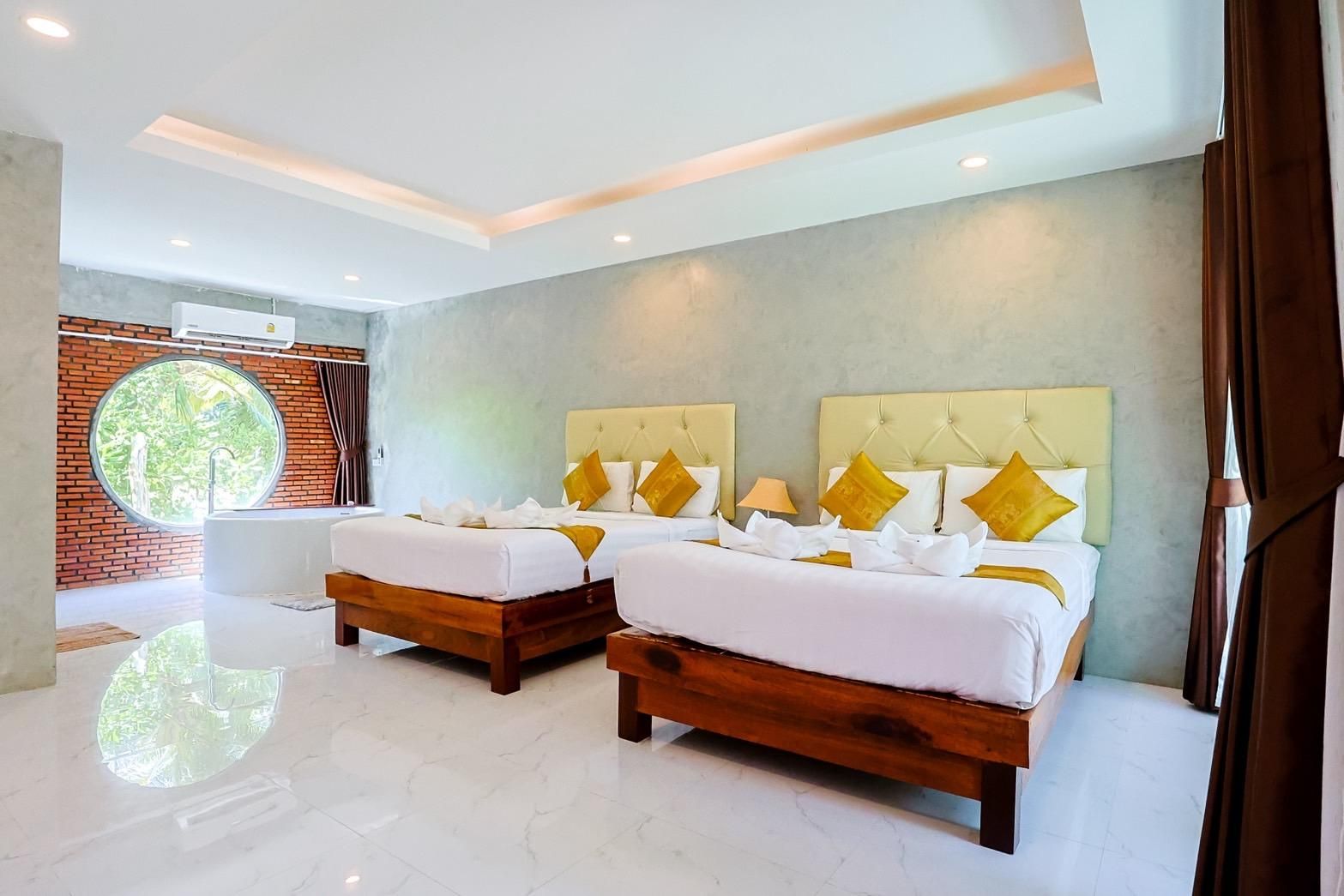 Kinjo Park Resort - Near Wat Chedi Ai Khai Premium Twin Room