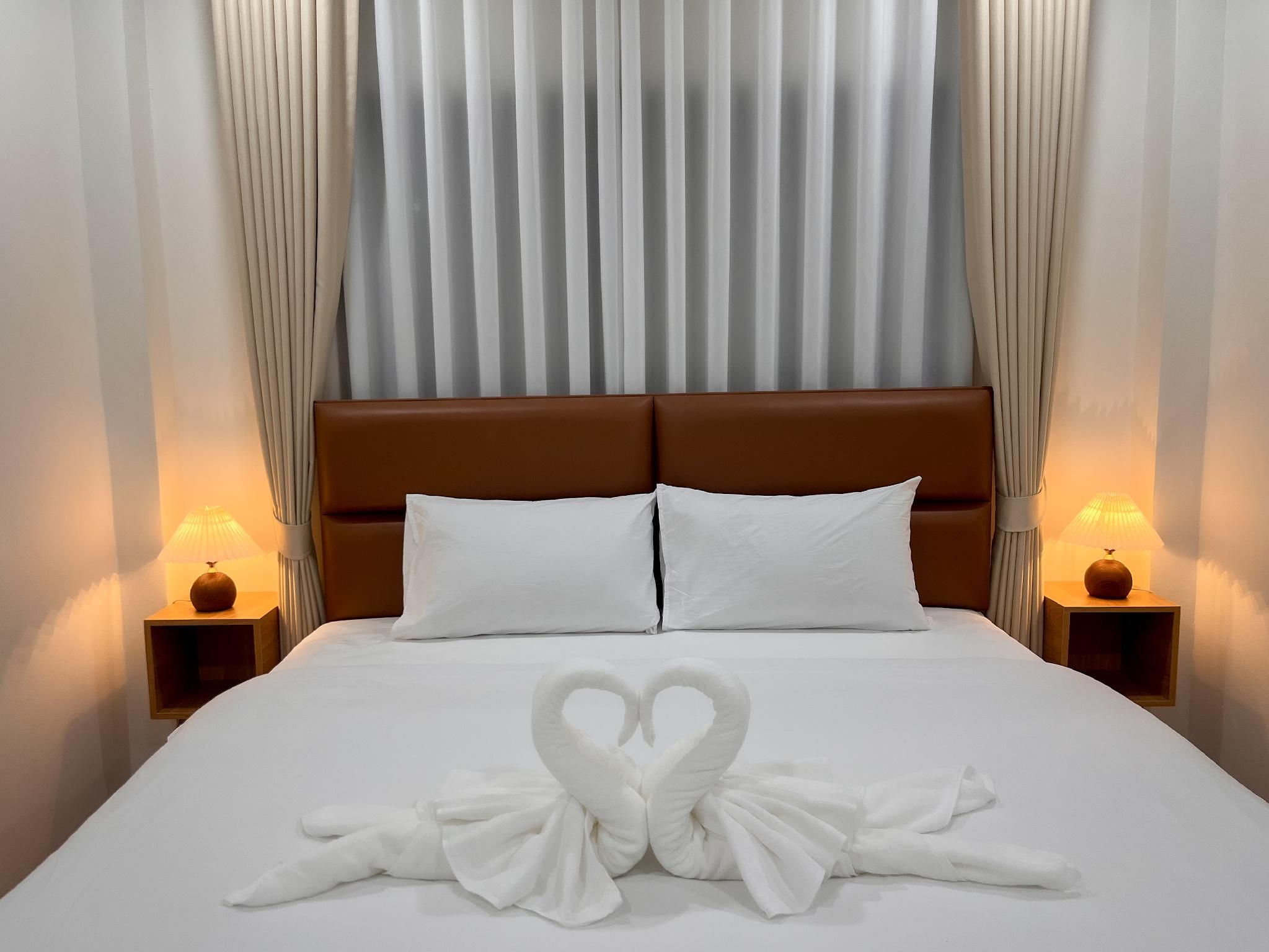 A RISA hometel and cafe Standard Room