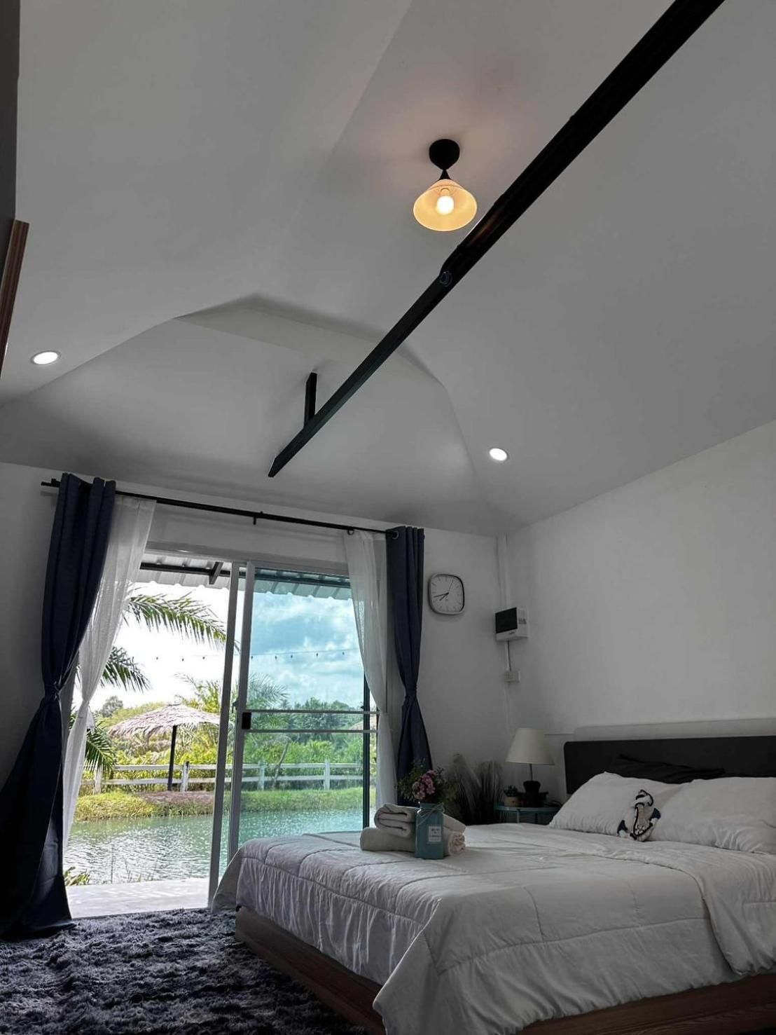 One-Bedroom Villa