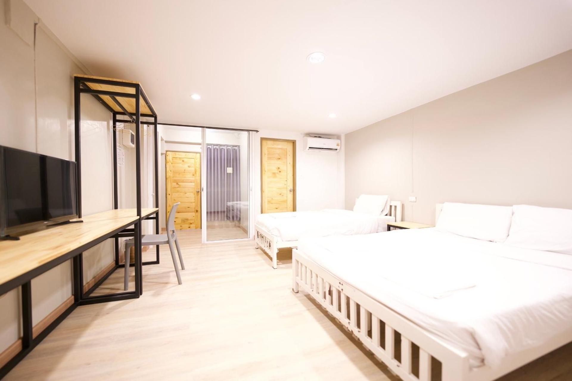 Triple Room with Private Bathroom