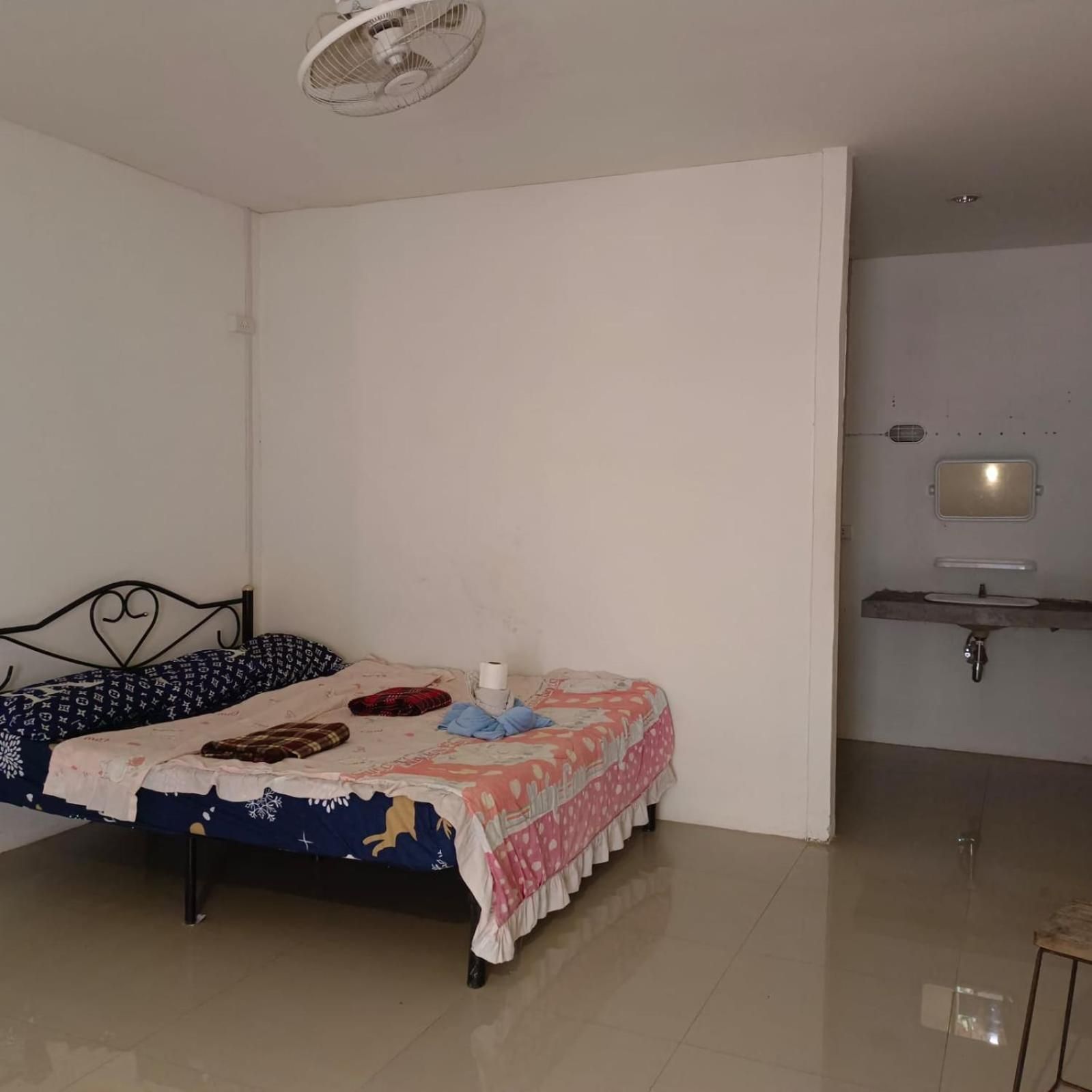 Triple Room with Private Bathroom