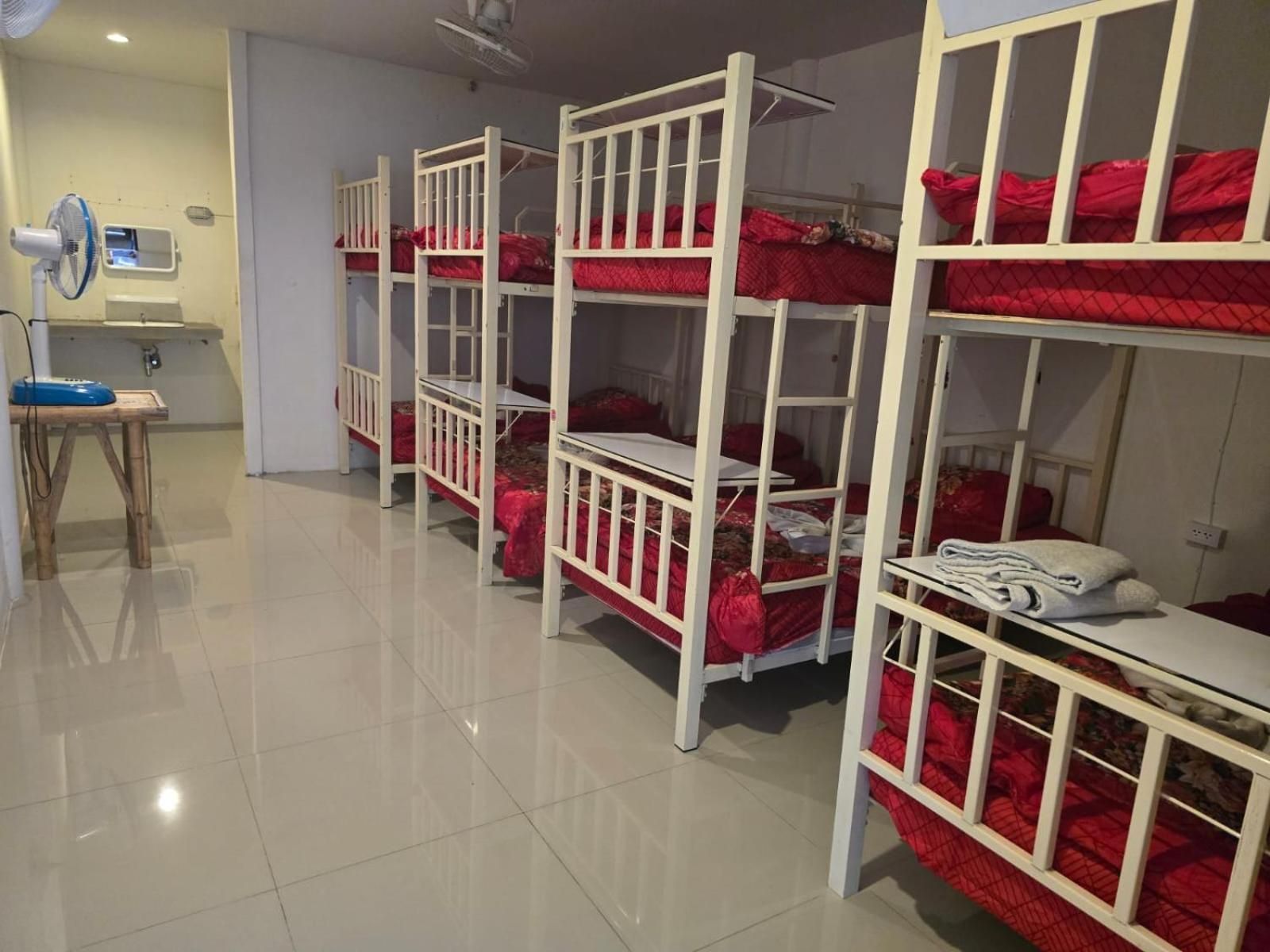 Bed in 8-Bed Mixed Dormitory Room