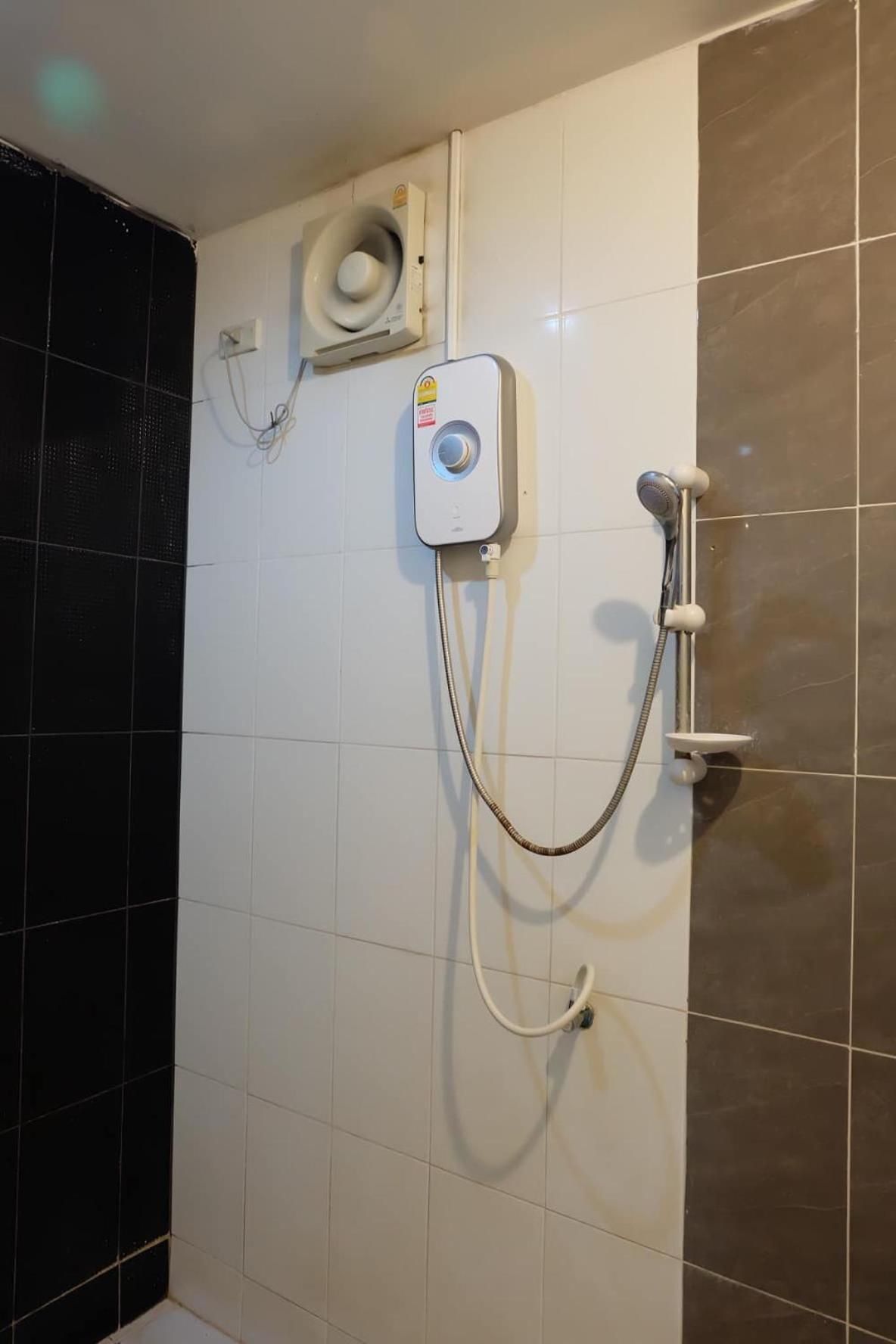 The powerin resort Twin Room with Private Bathroom