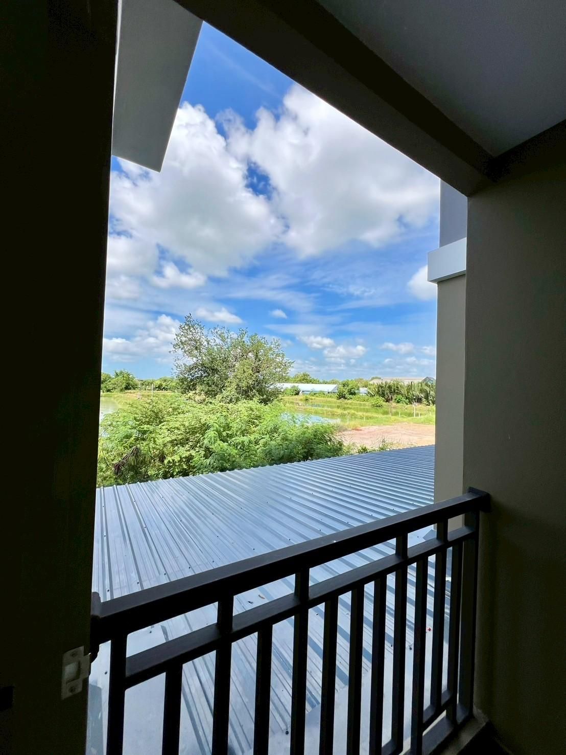 Wellgrow Service House - เวลโกรว์ เซอร์วิส เฮ้าส์ Garden View Terrace Room 2