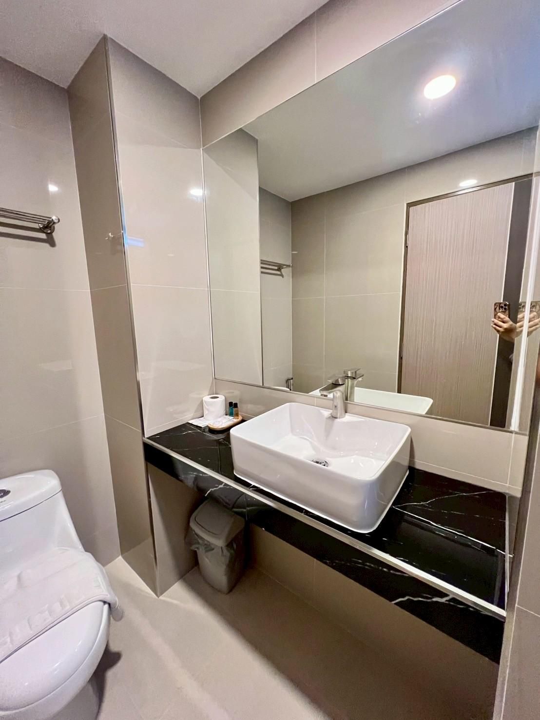 Wellgrow Service House - เวลโกรว์ เซอร์วิส เฮ้าส์ City View - 1 King Bed 3