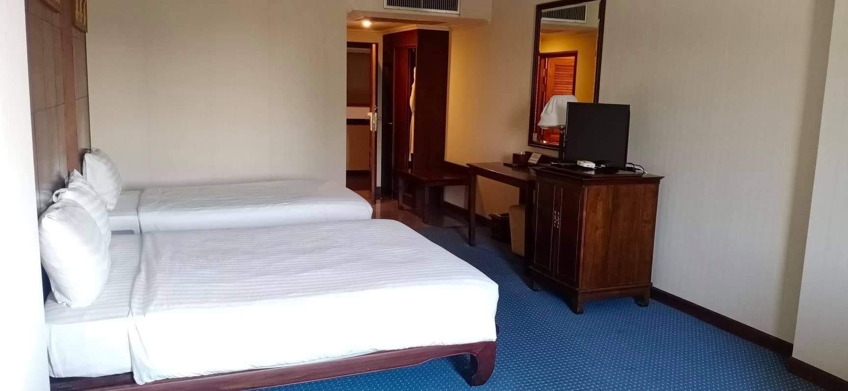 Sri U-Thong Grand Hotel Deluxe 2