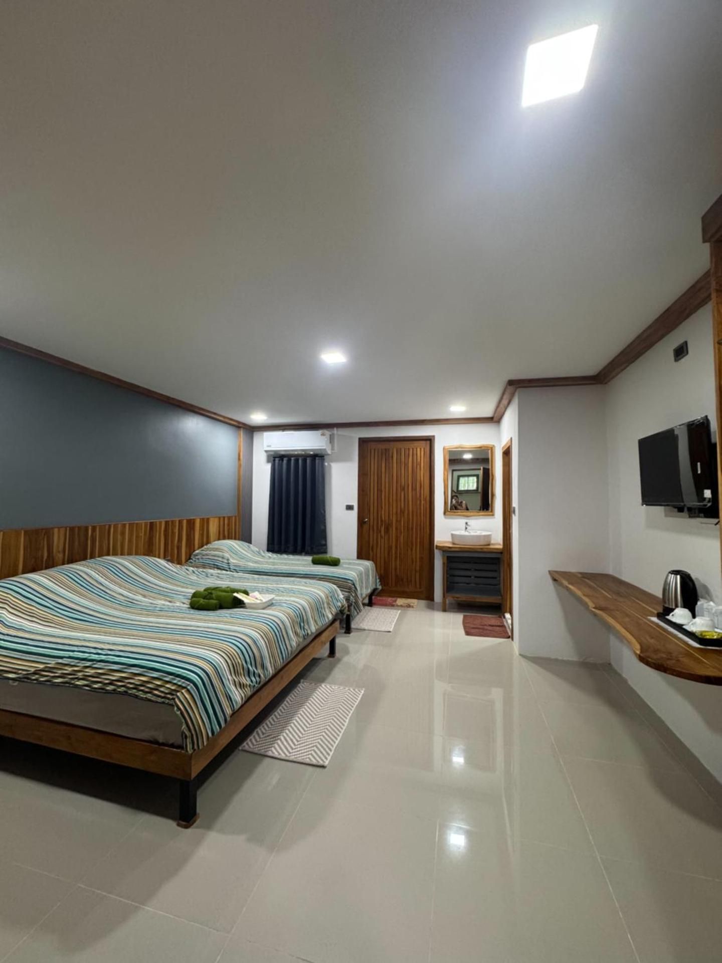 Standard Family Room