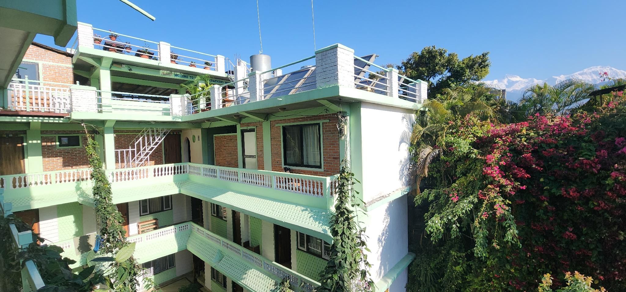 Kiwi Backpackers Hostel