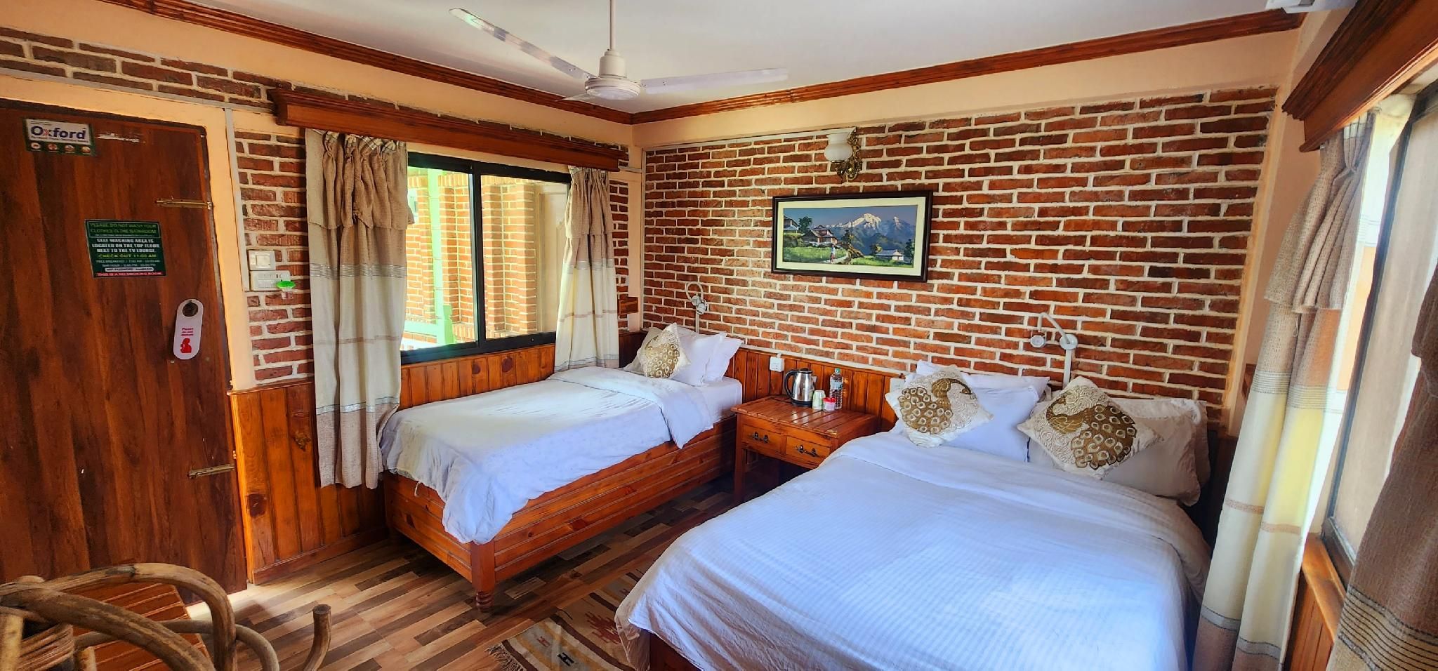 Kiwi Backpackers Hostel Deluxe Double or Twin