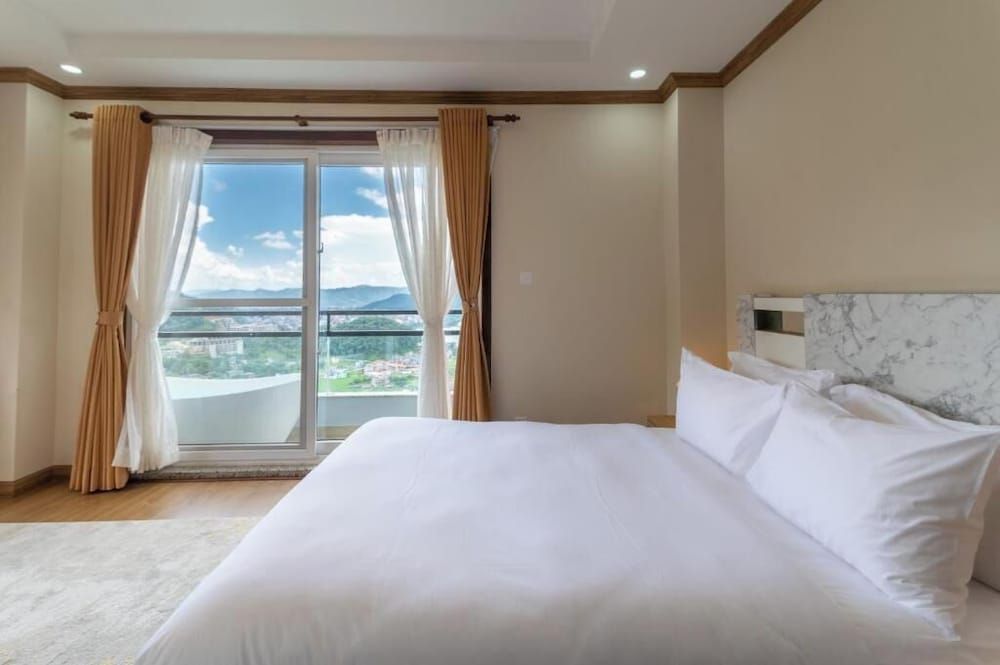 Hotel Mystic Mountain, Pokhara Deluxe Suite 2