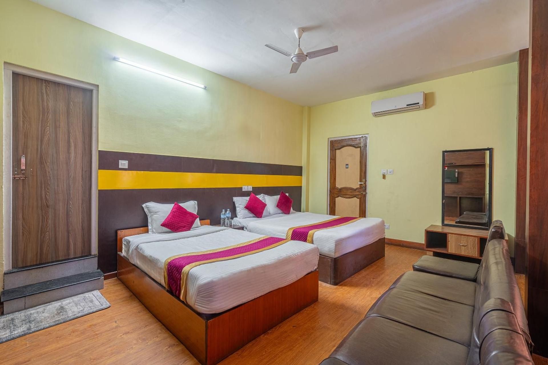 Deluxe Triple Room