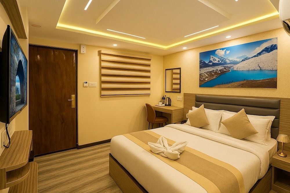 Kathmandu Royal Chamber Hotel Deluxe King/Couple Room [10% discount in Rooftop Restaurant with Mountain and City View]