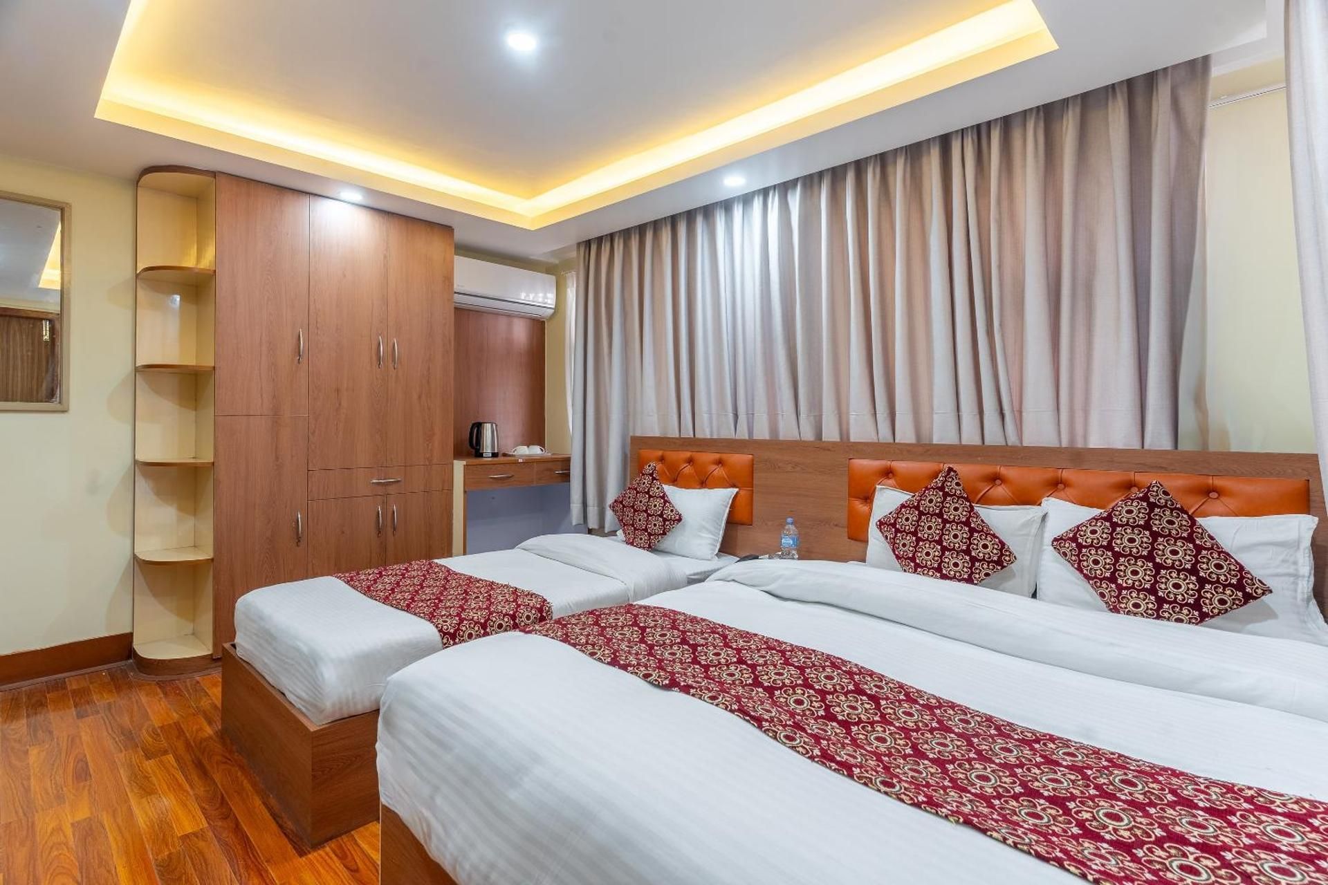Deluxe Triple Room