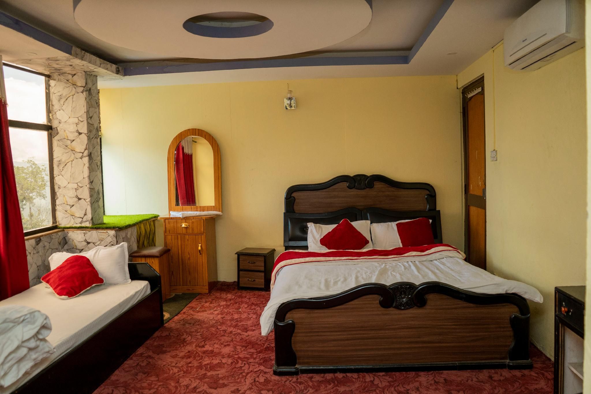 Laxmi Lodge, Charikot Double Room