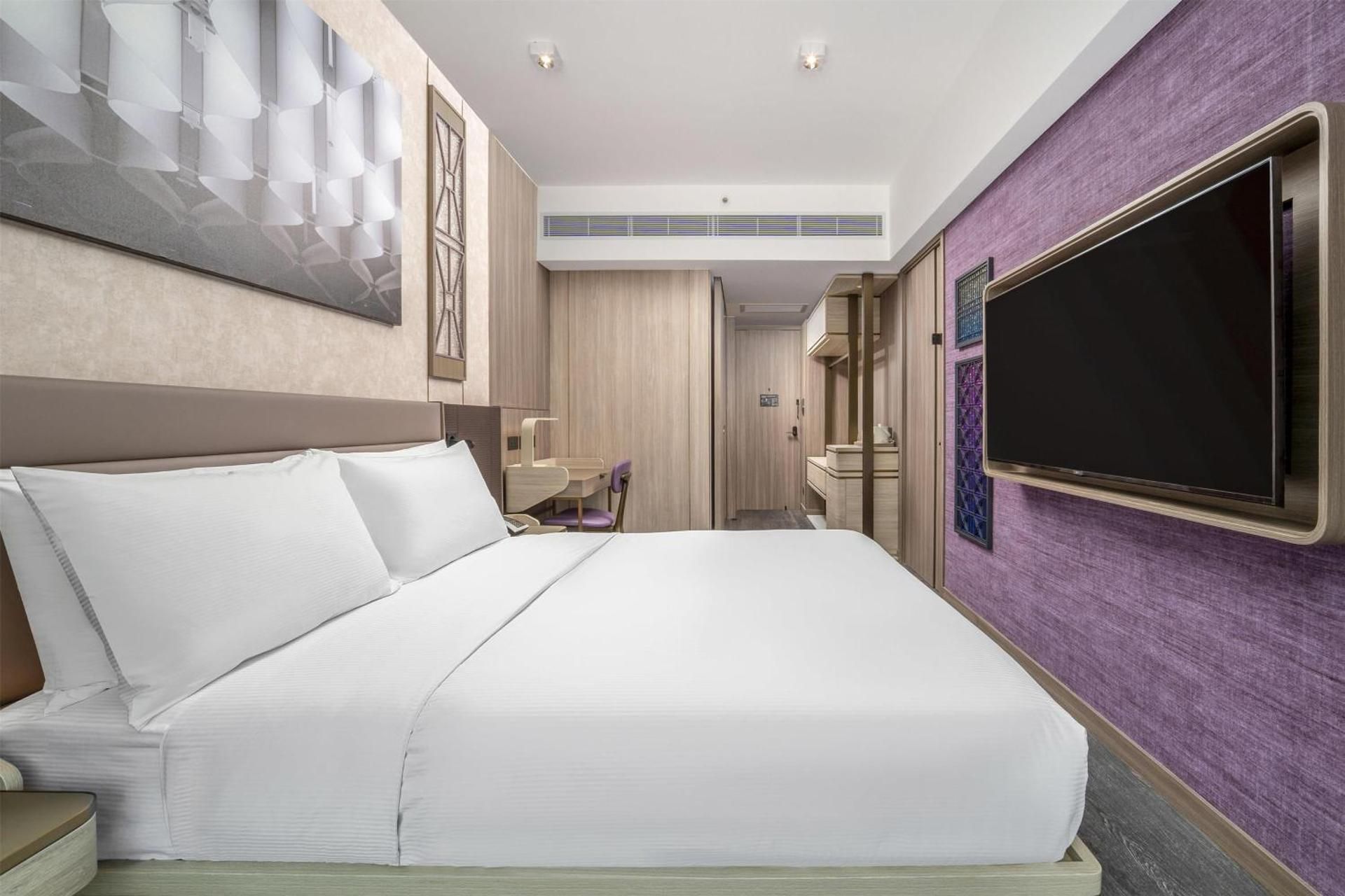 Queen Room Harbour View