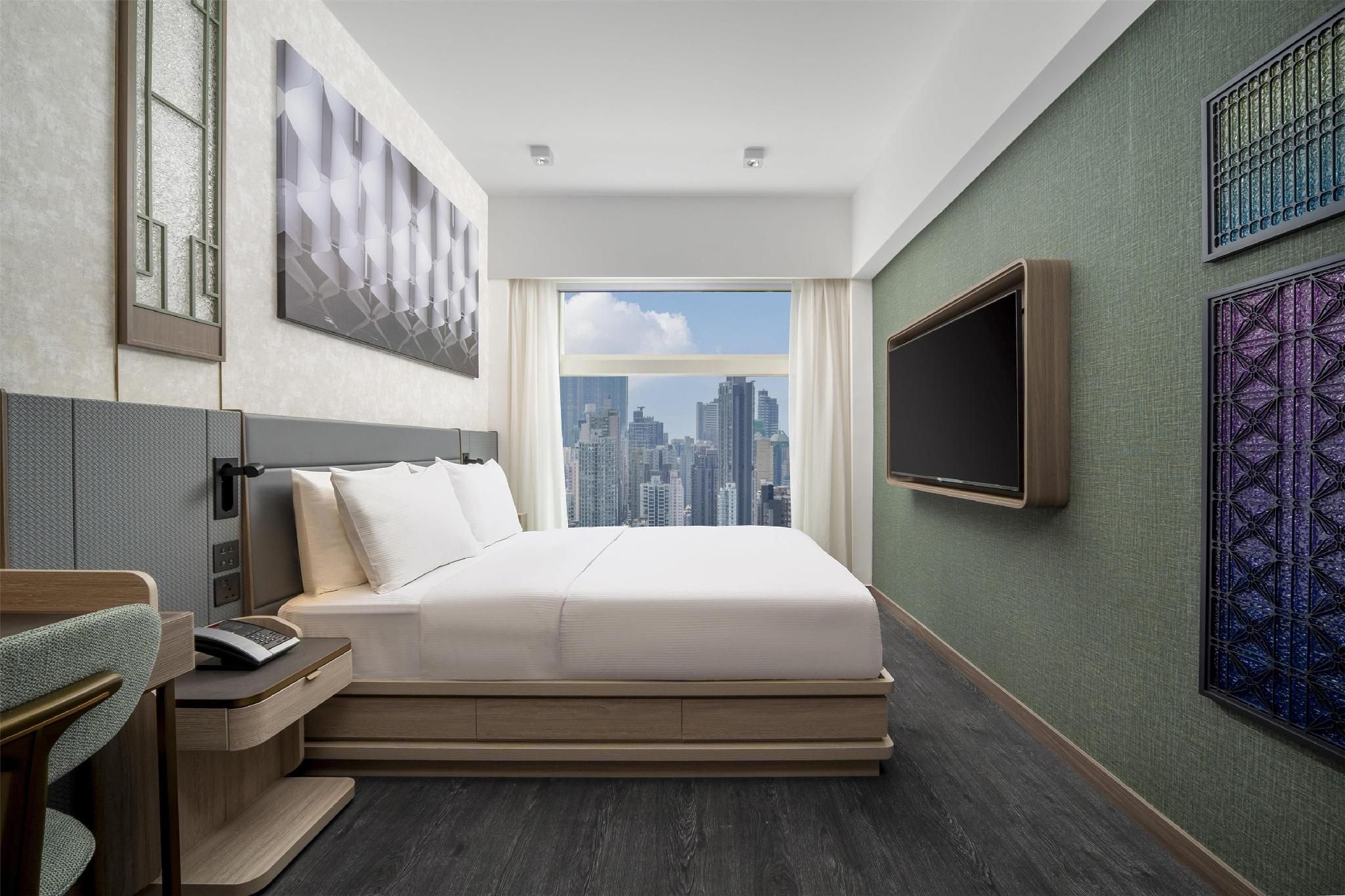 Queen Room City View