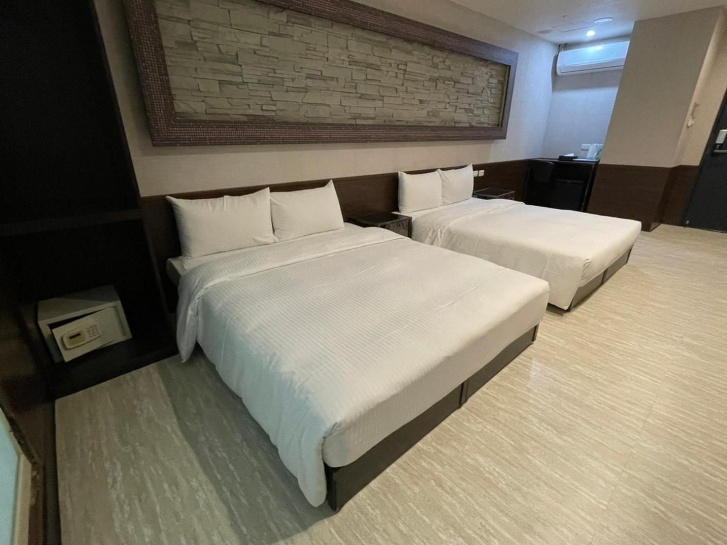 Superior Quadruple Room