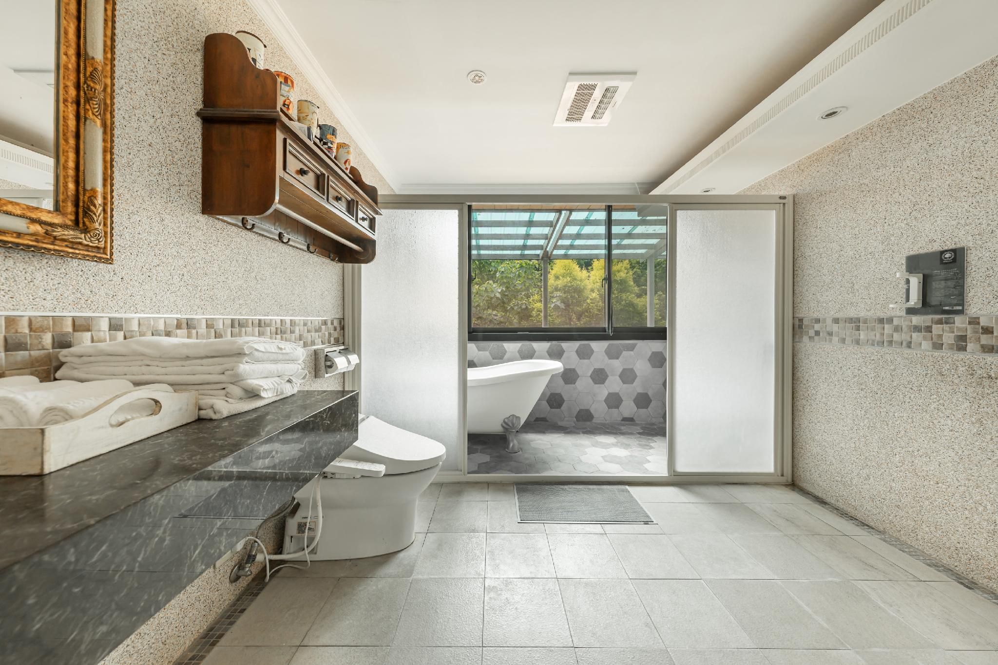 Two-Bedroom Suite