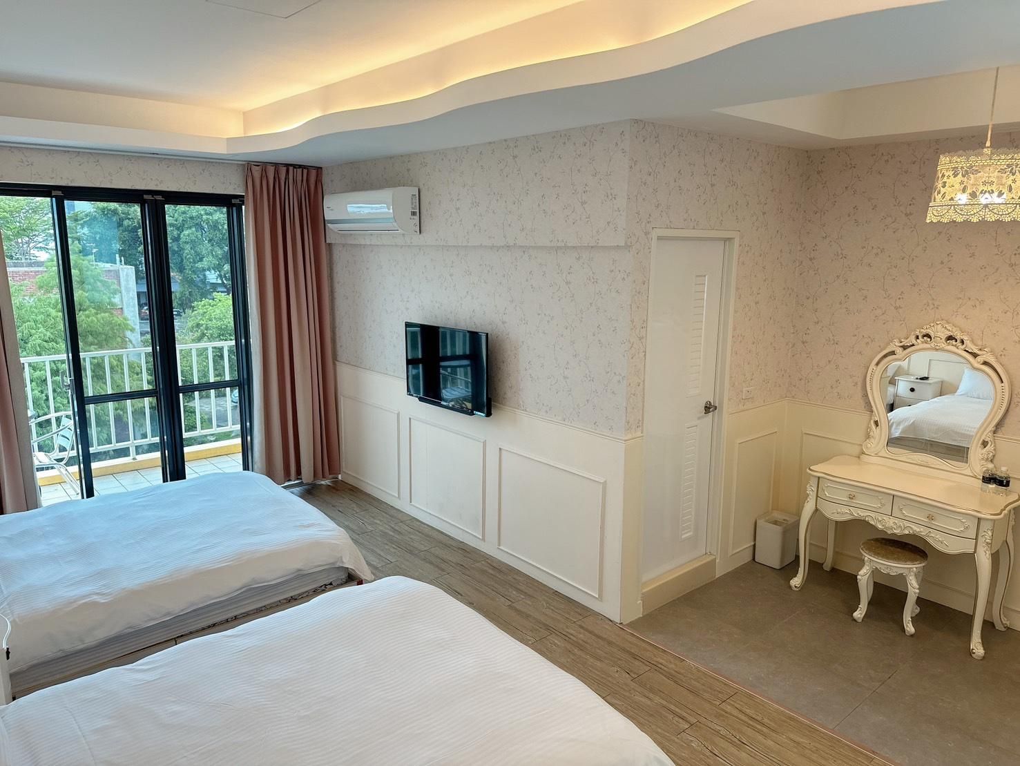 Quad Suite