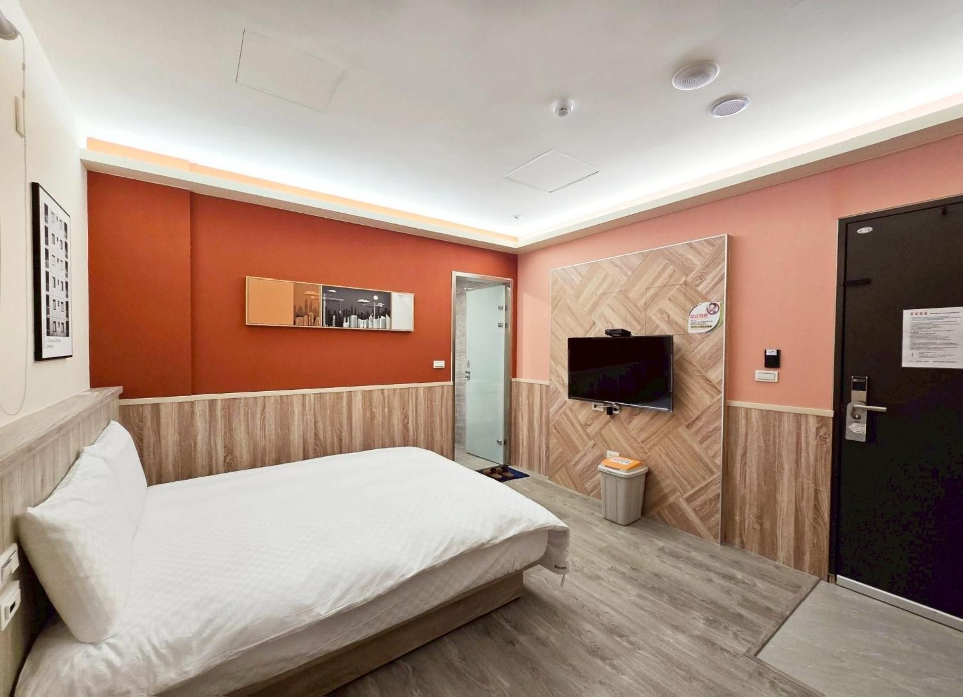 Double Room with Private Bathroom