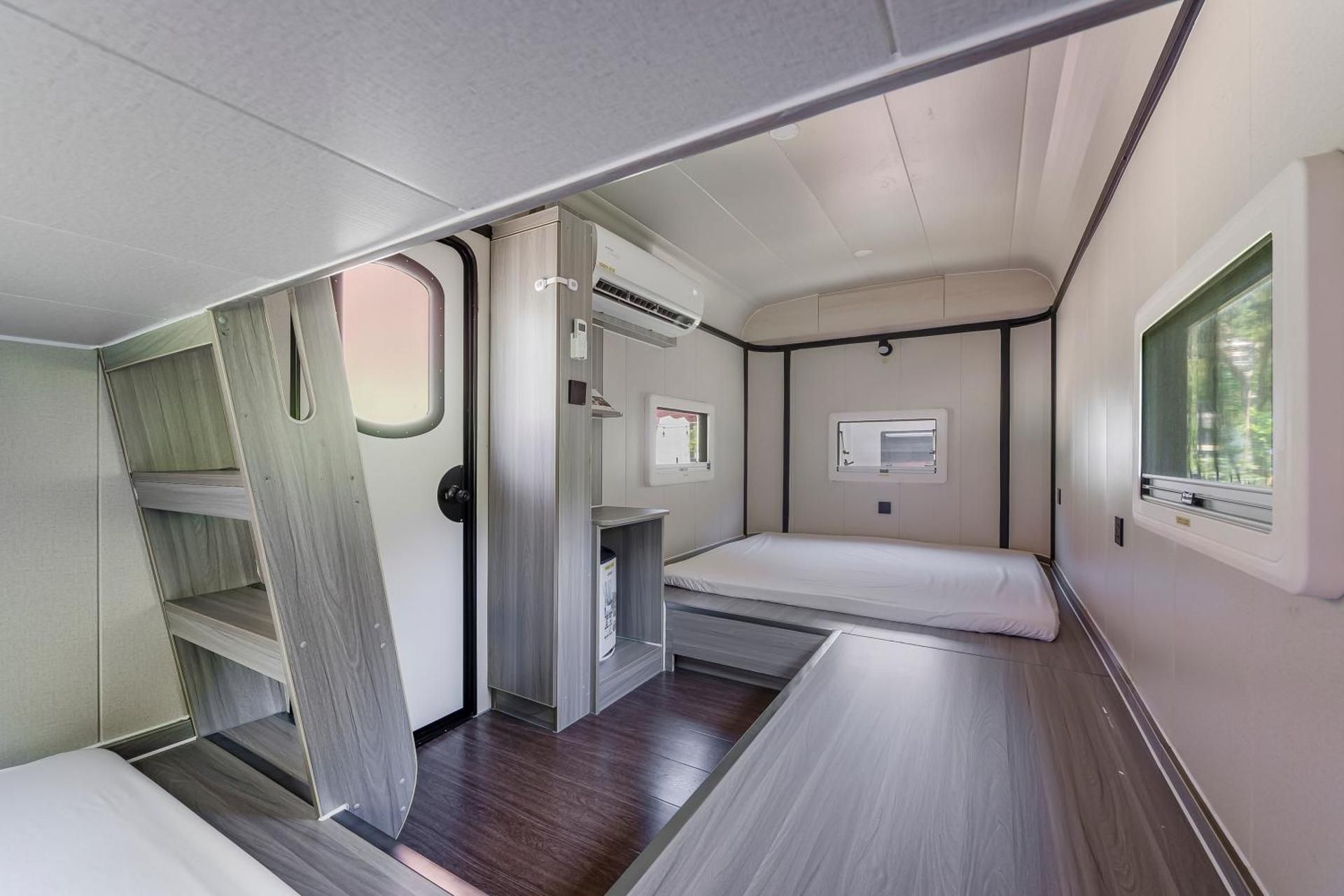 NA SUN NA GU Caravan 2