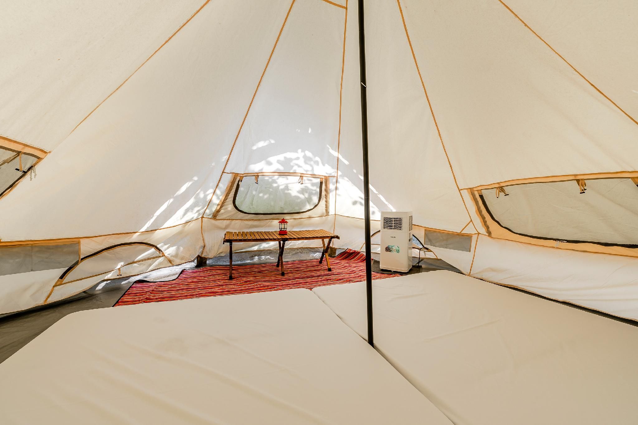 Tent Room