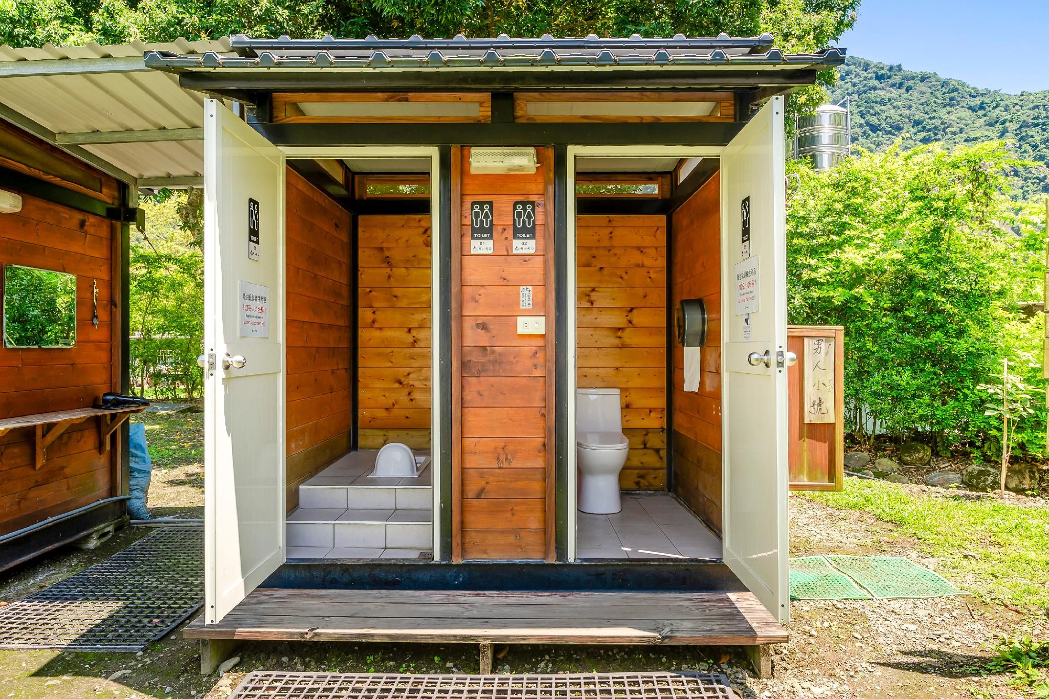 NA SUN NA GU Trailer House with Dog Run 3