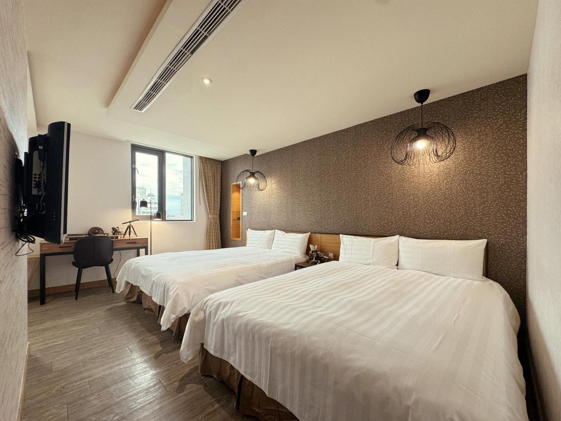 Mazor Hotel Hualien Linsen Executive Quadruple Room