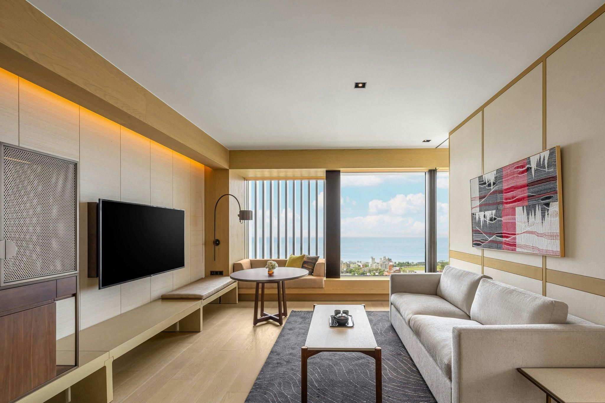 Deluxe Hot Spring Suite, 1 Bedroom Suite, 1 King