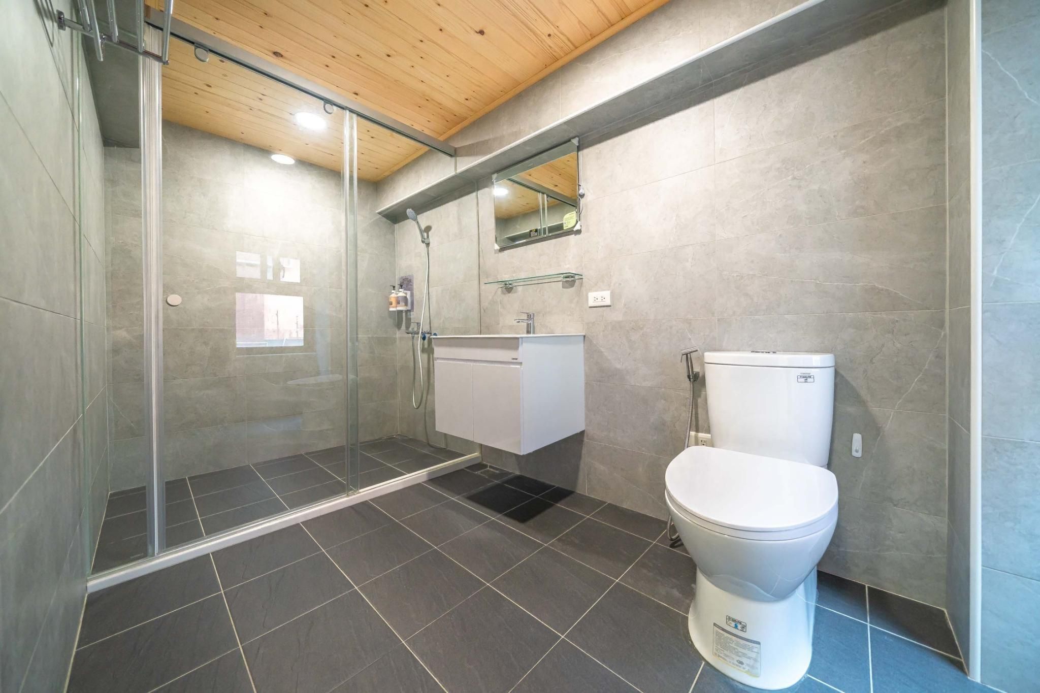 Tsum Chill Room for 6 2