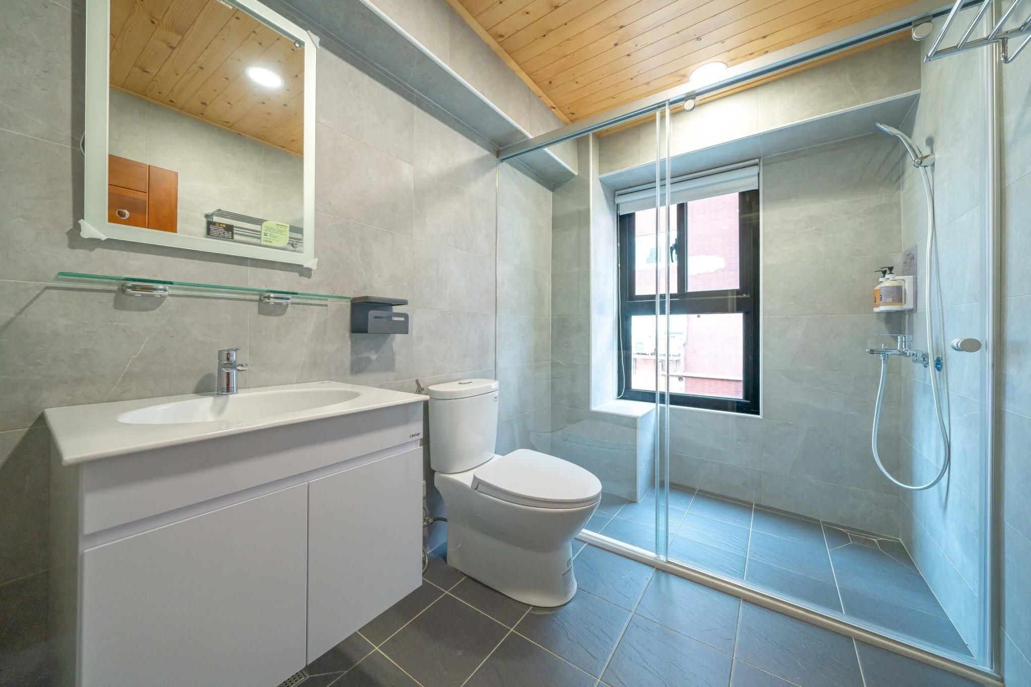 Tsum Chill Suite Double Room 3