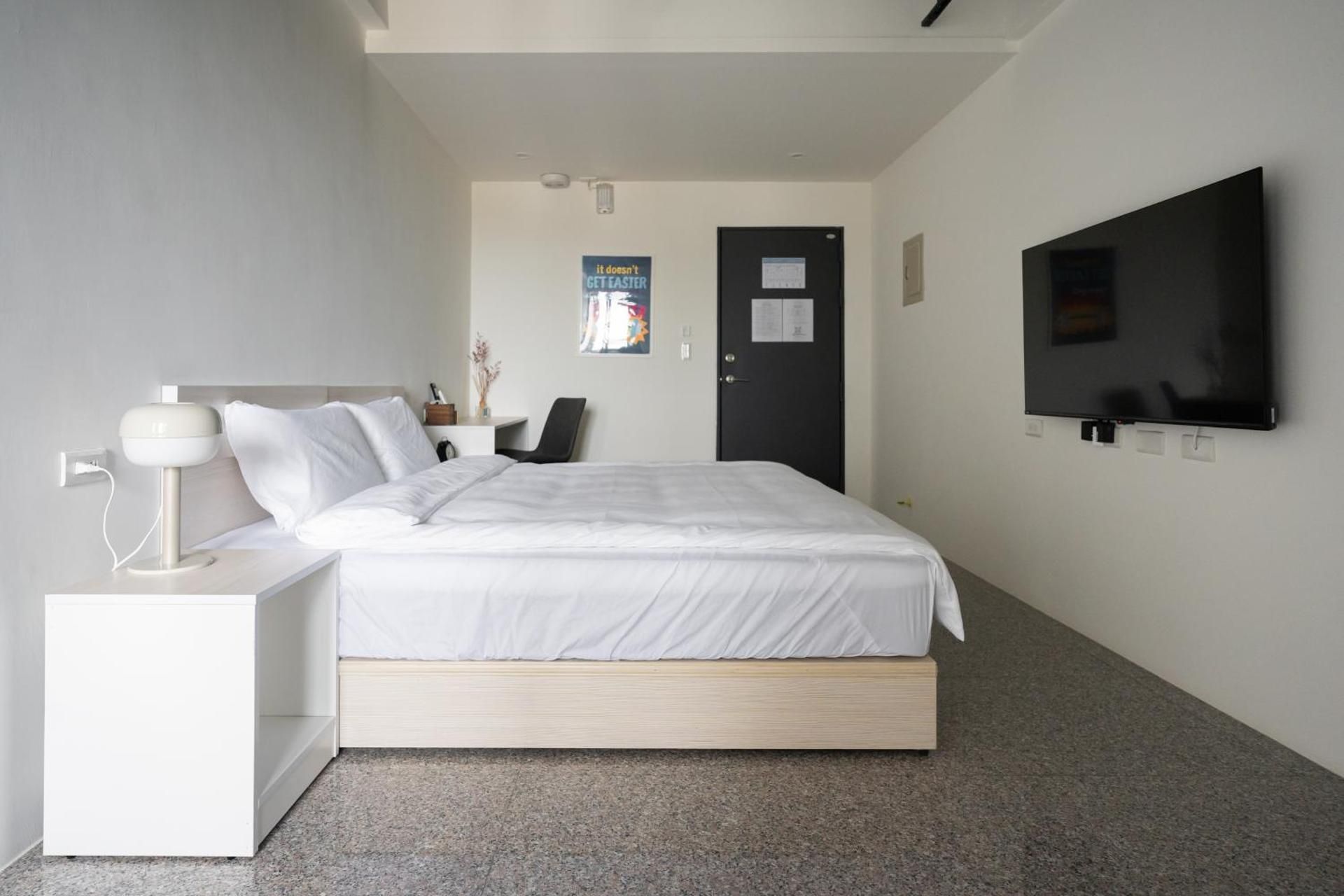 H.suite Fast Standard Double Room 2