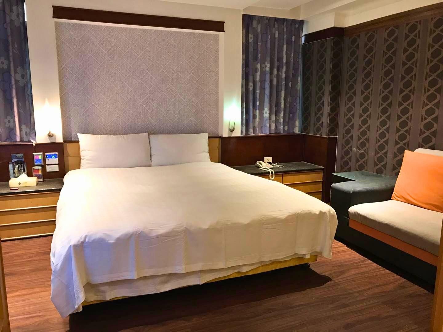 Business Double Room - Check-In After 6:00 PM