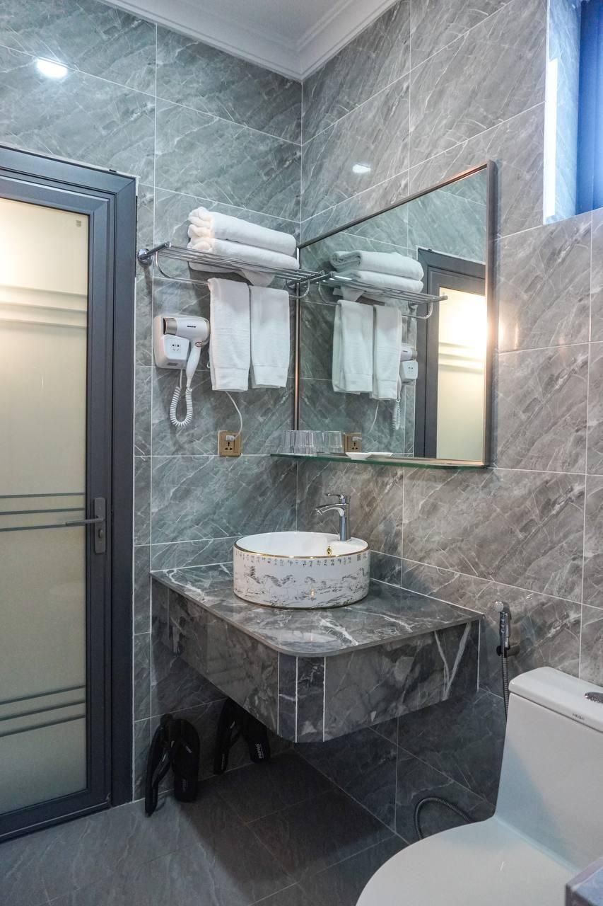 Lucky International Hotel Single Deluxe 3