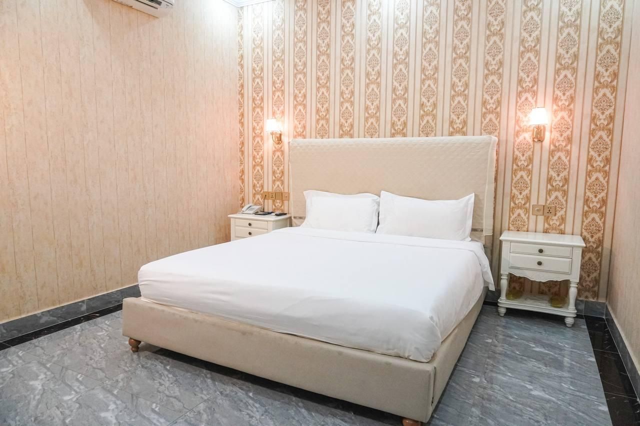 Lucky International Hotel Single Deluxe