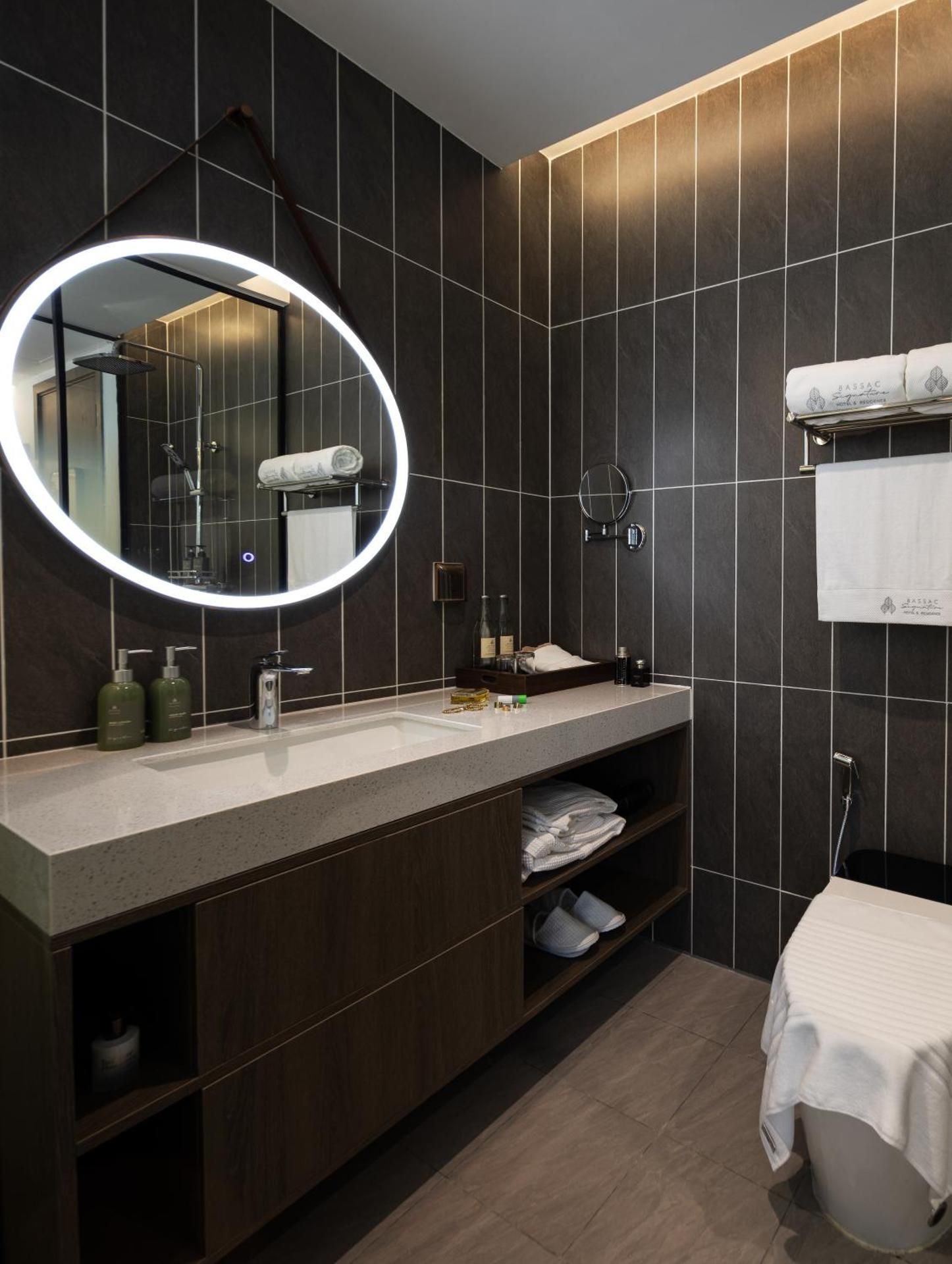 Bassac Signature Hotel & Residence Superior Twin Room 2