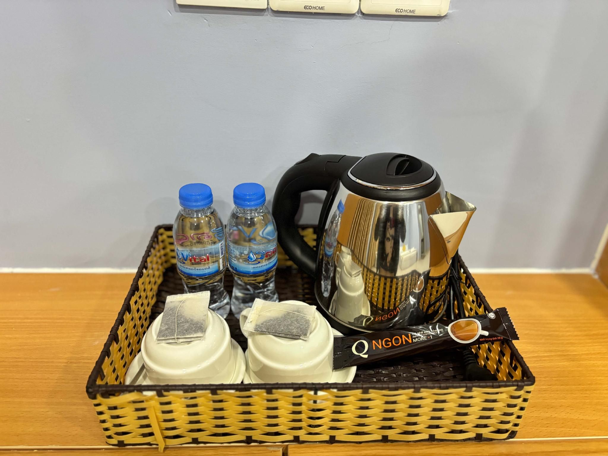 amenity (guest room)