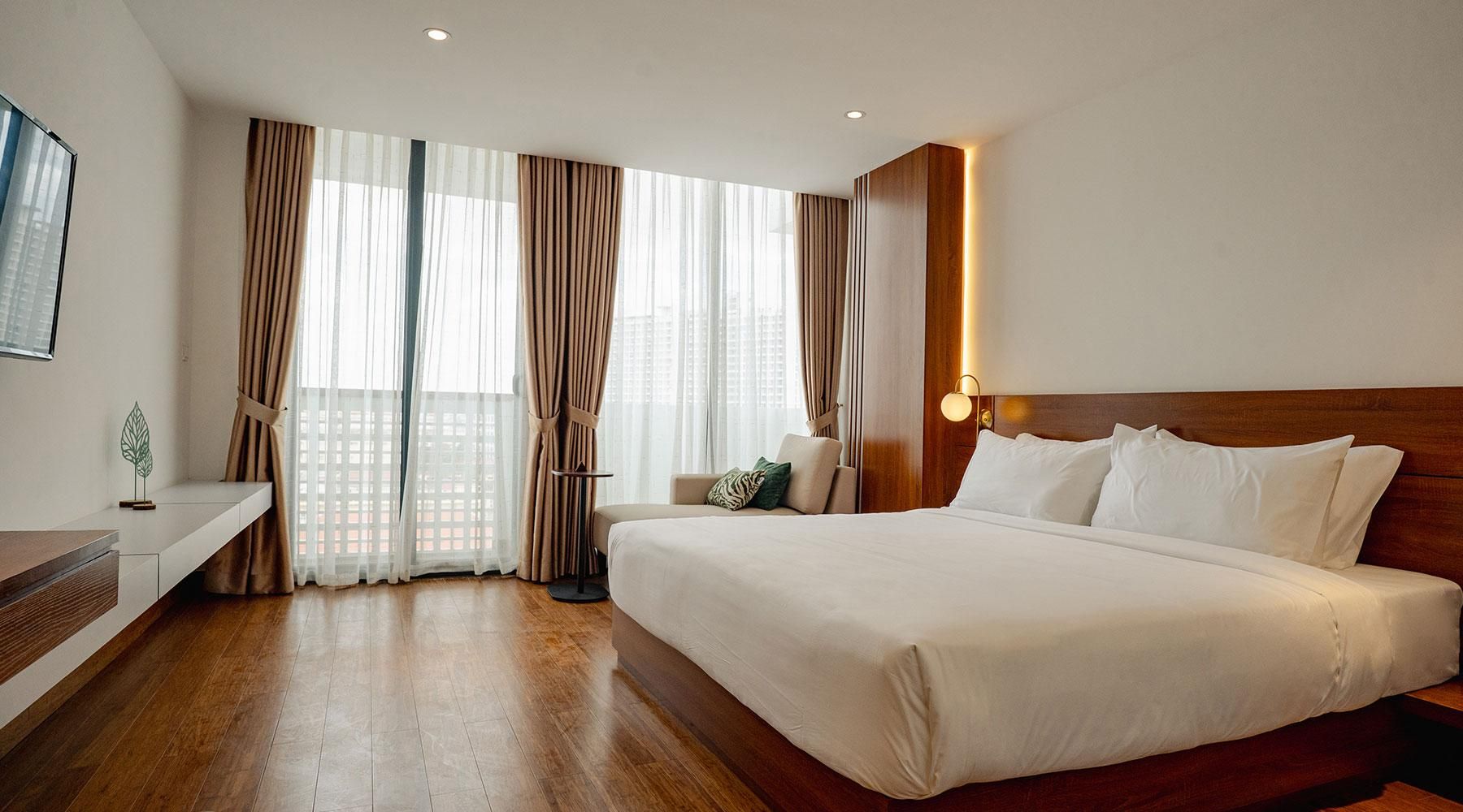 Deluxe King Room