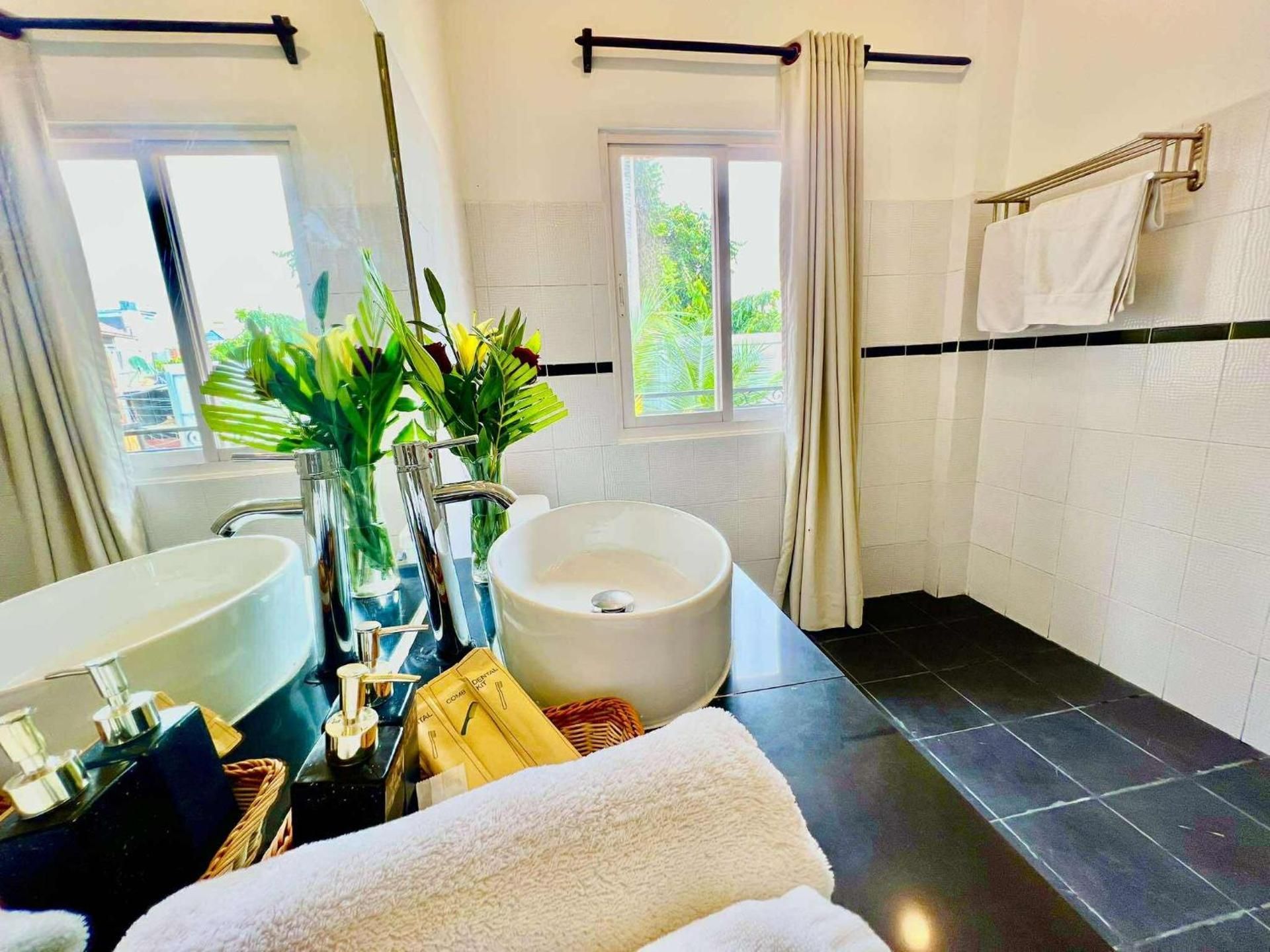 Pride Villa Cambodia Deluxe Queen Room with Two Queen Beds