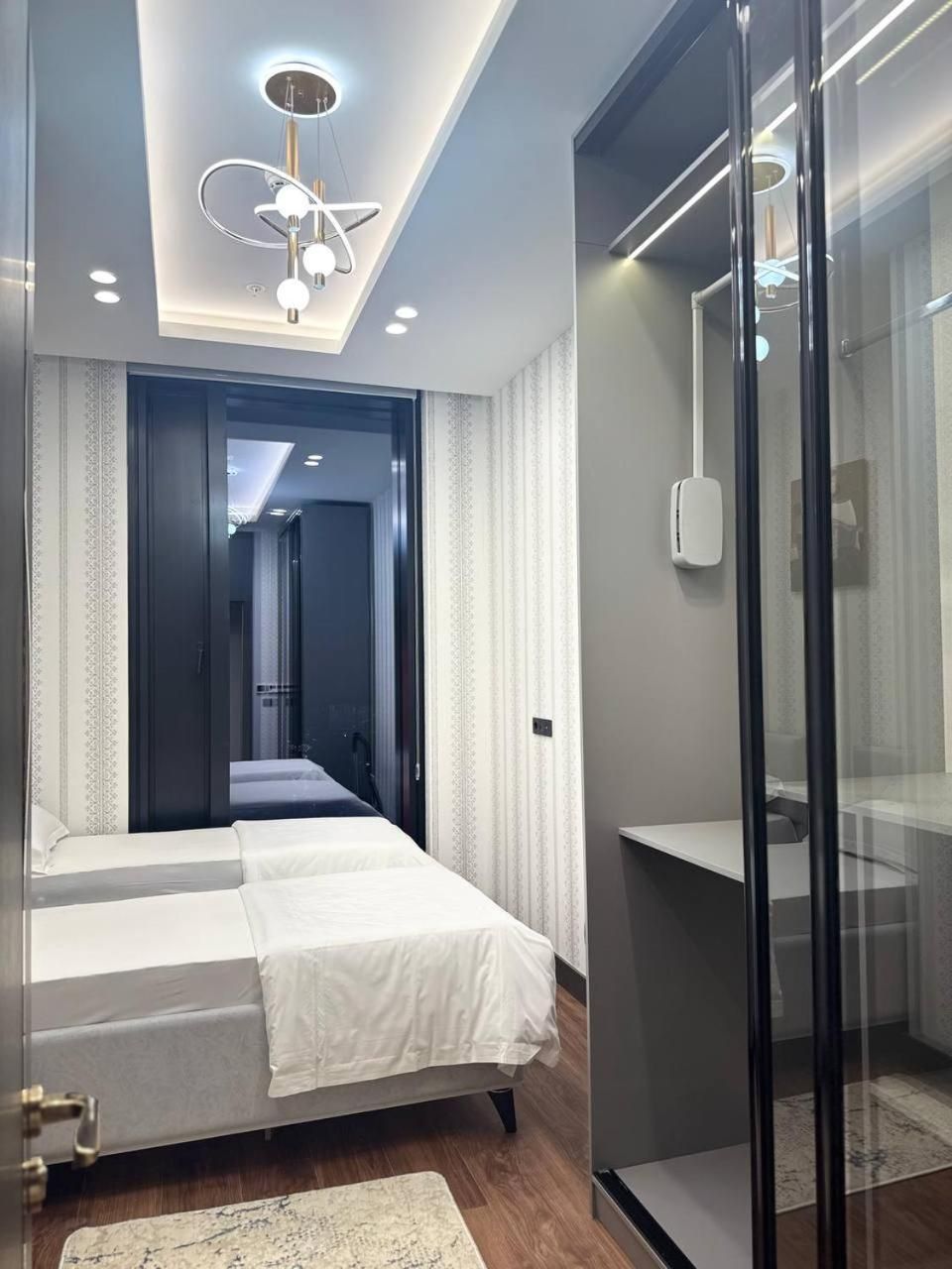 Two-Bedroom Deluxe Apartment