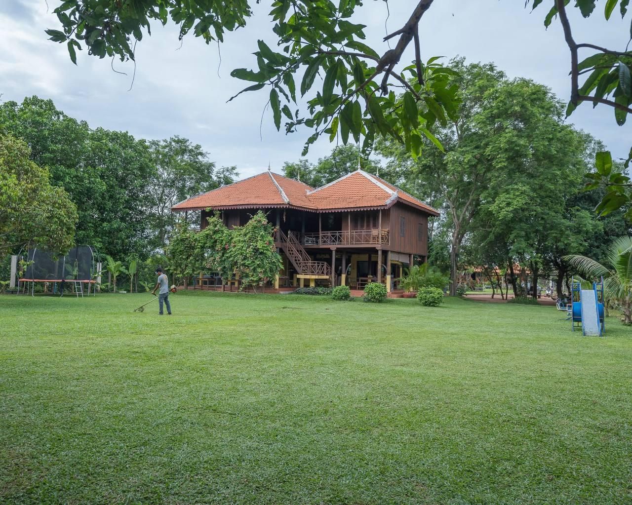 Mlis Kampot River