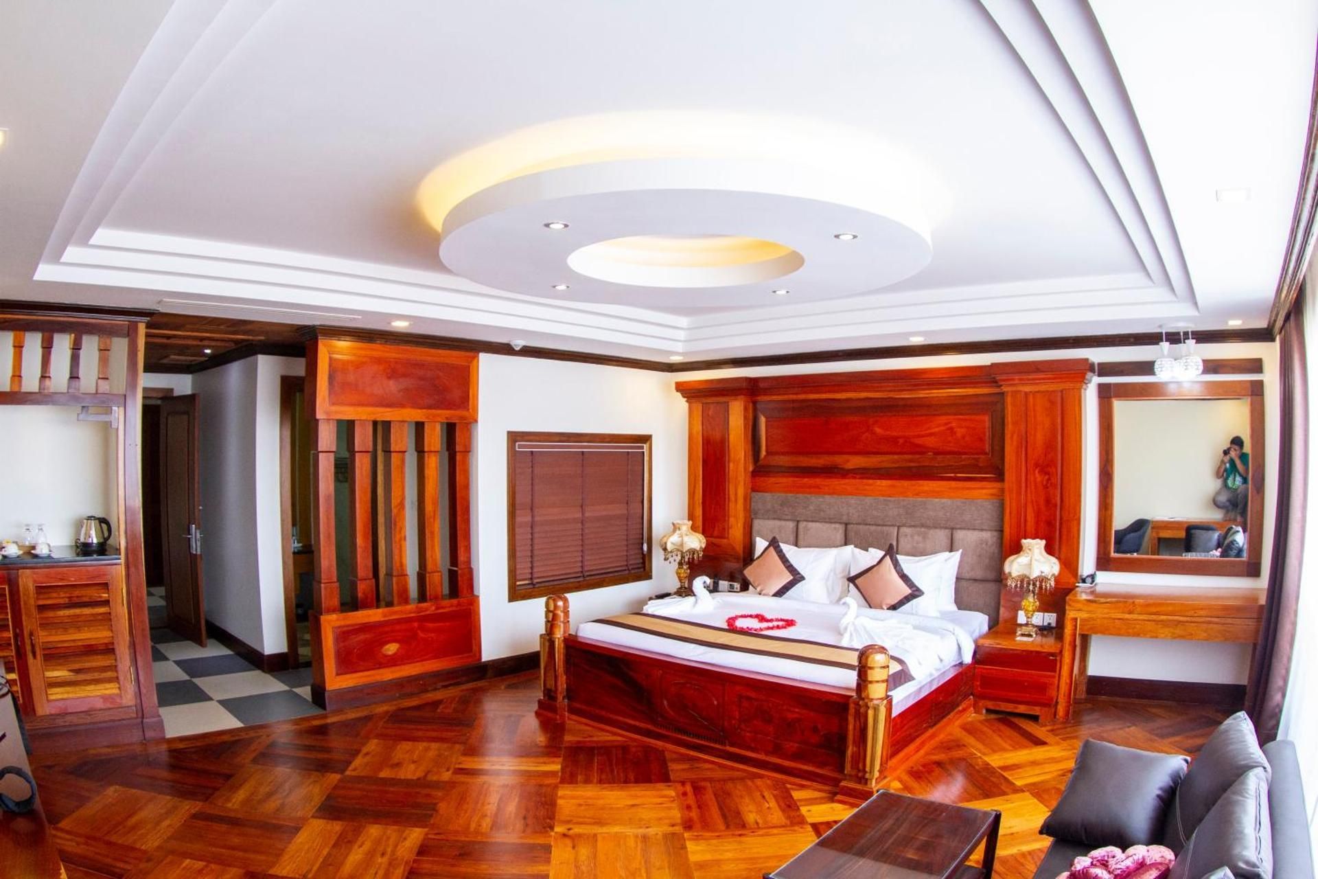 Presidential Suite