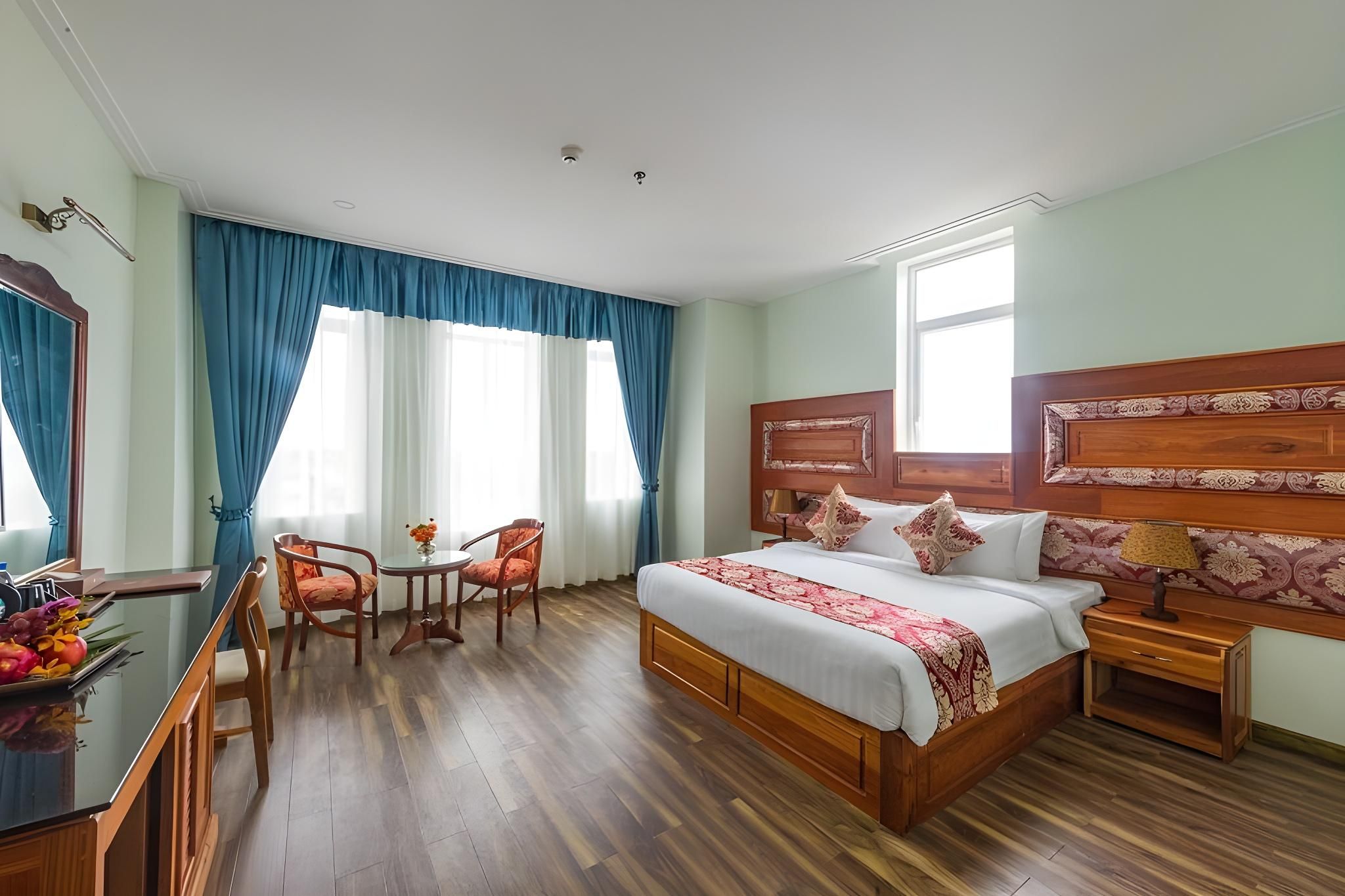 Deluxe Double Or Twin City View